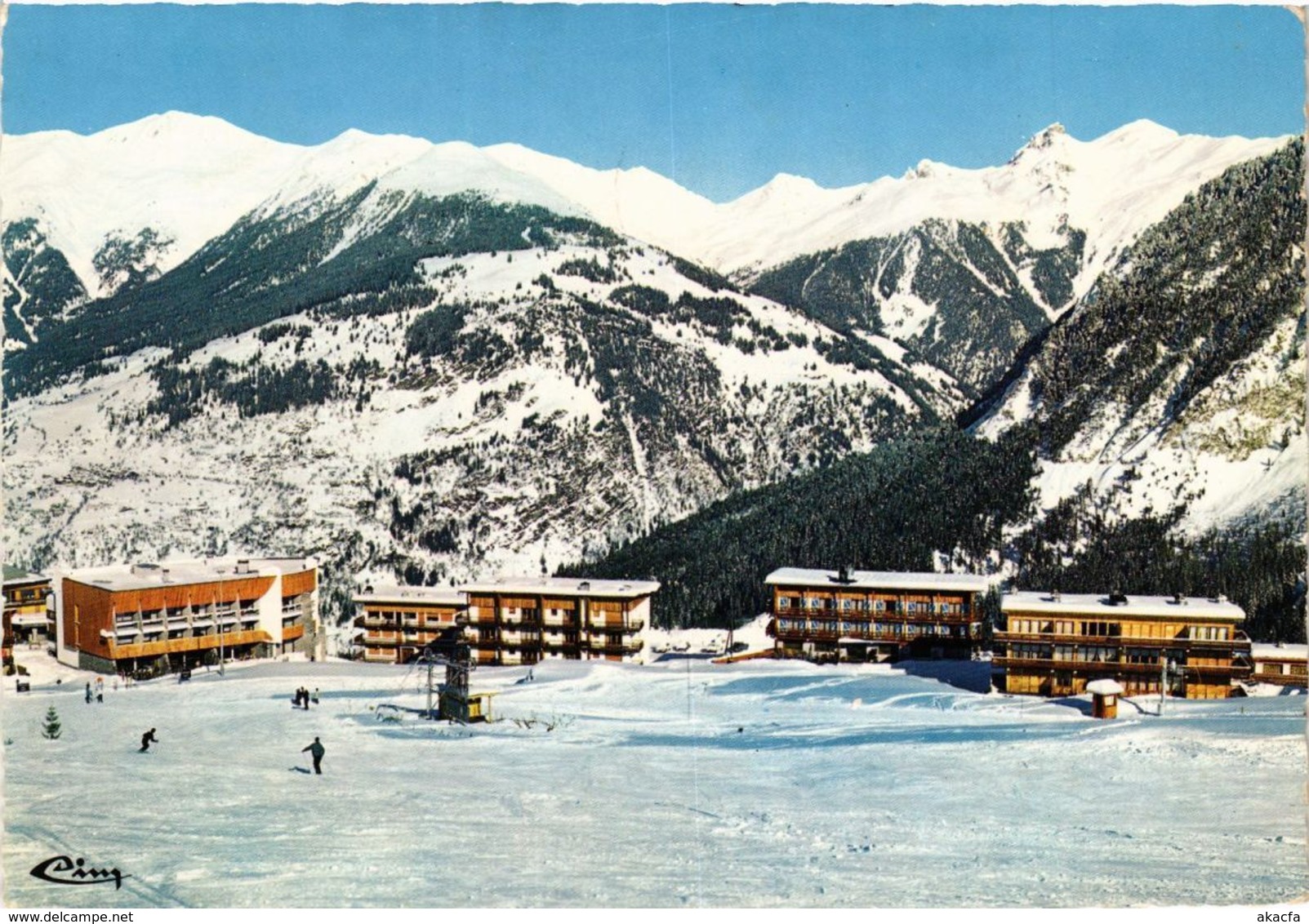 CPM COURCHEVEL - MORIOND vue partielle des Hotels (216346)