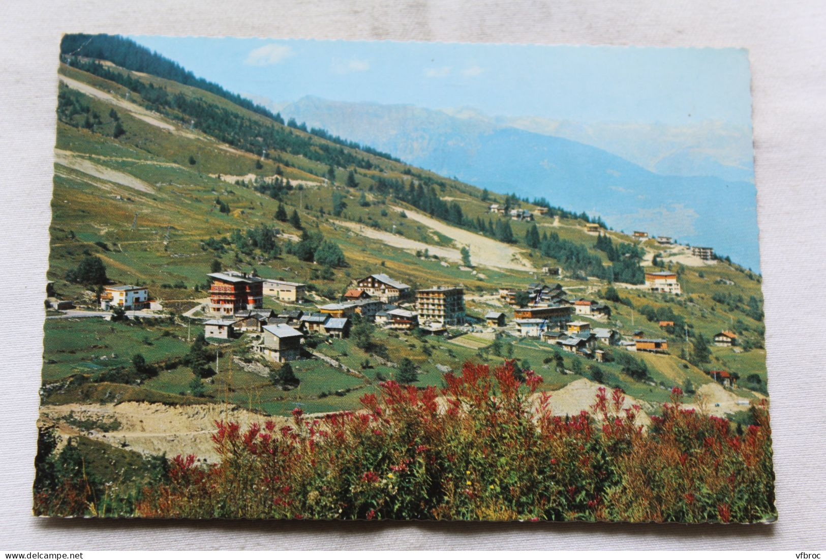 Cpm, Courchevel, vue générale et le massif de Bellecôte, Savoie 73