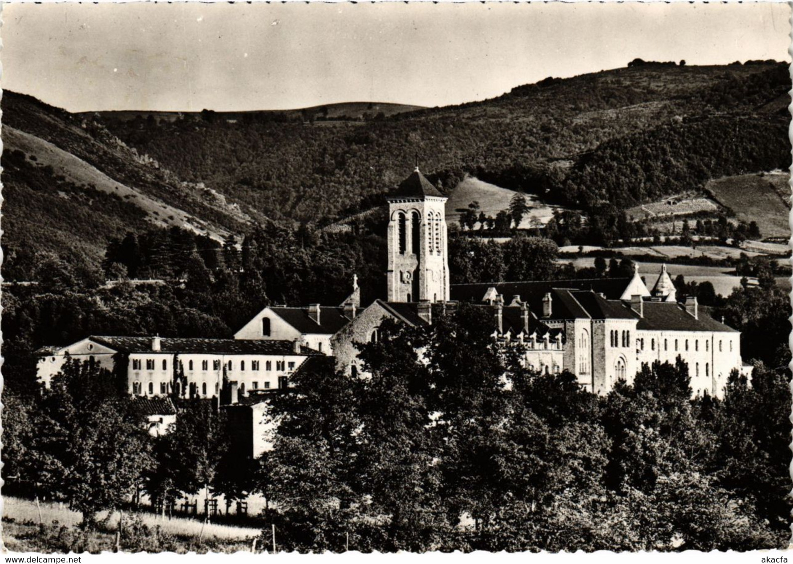 CPM Dourgne Vue Generale du Monastere FRANCE (1016737)