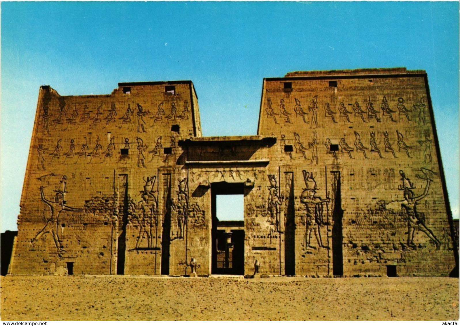 CPM EGYPT Edfu-Le grand pylone du temple de Horus (343784)