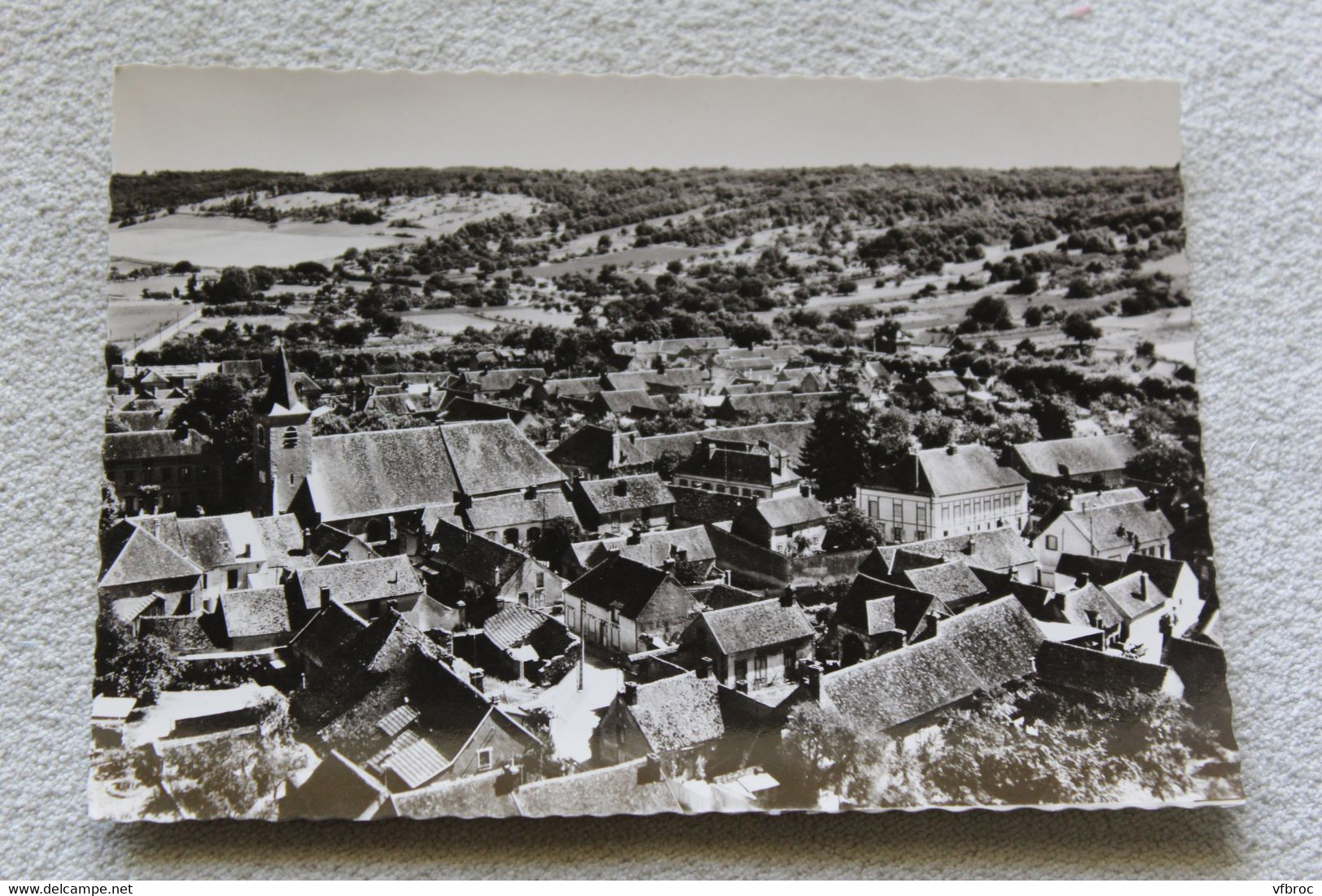 Cpm, en avion au dessus de Veron, Yonne 89