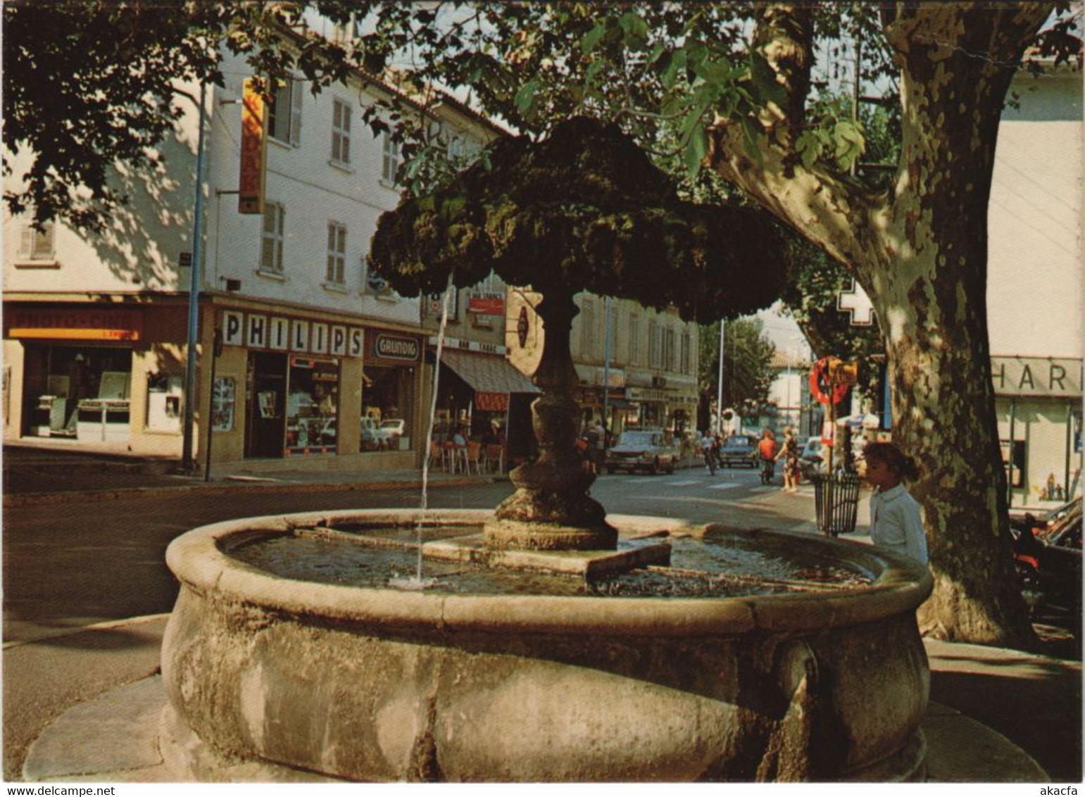 CPM LA GARDE sa Fontaine (1116743)