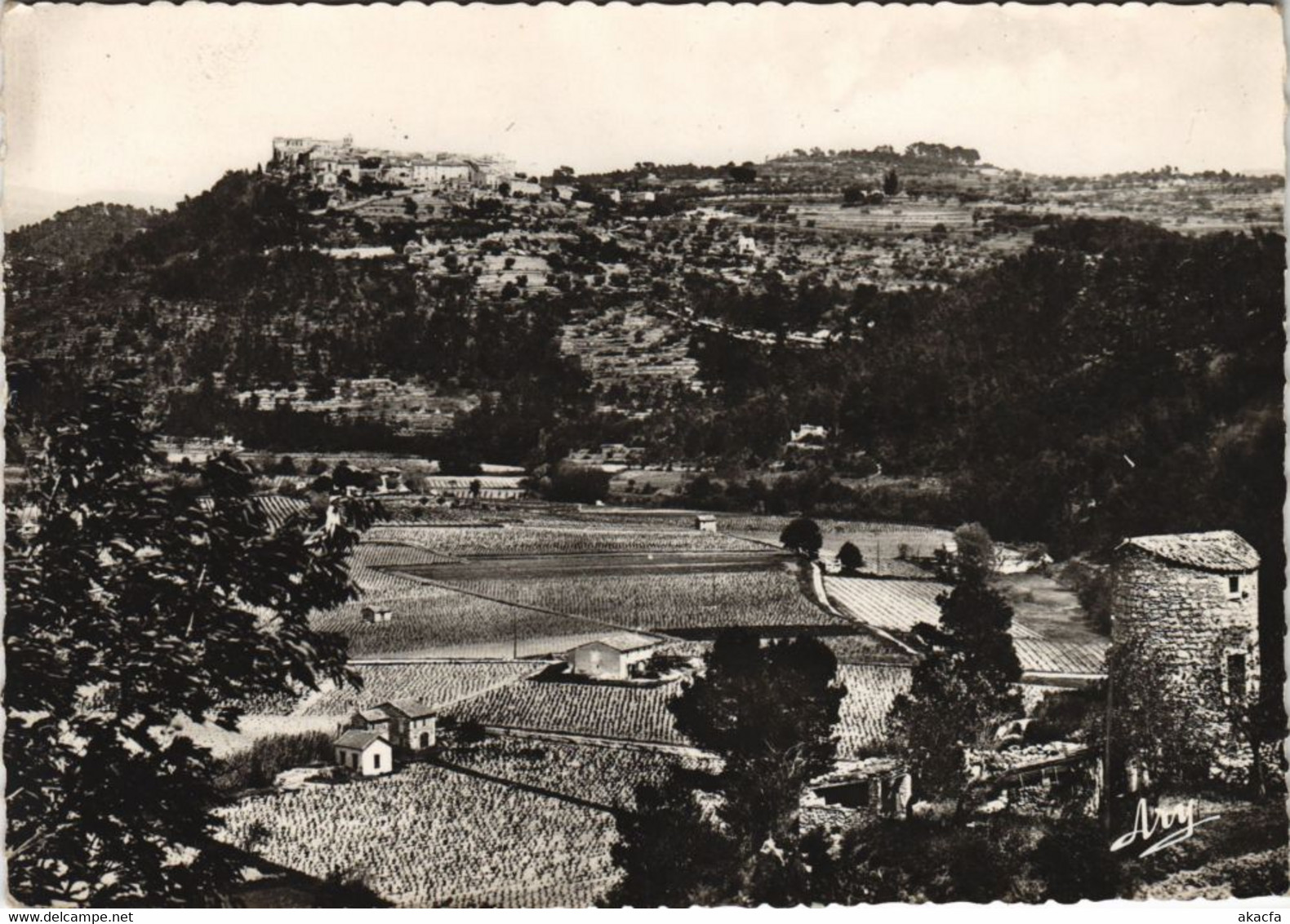 CPM LE CASTELLET Vu de la Cadiere d'Azur (1113712)