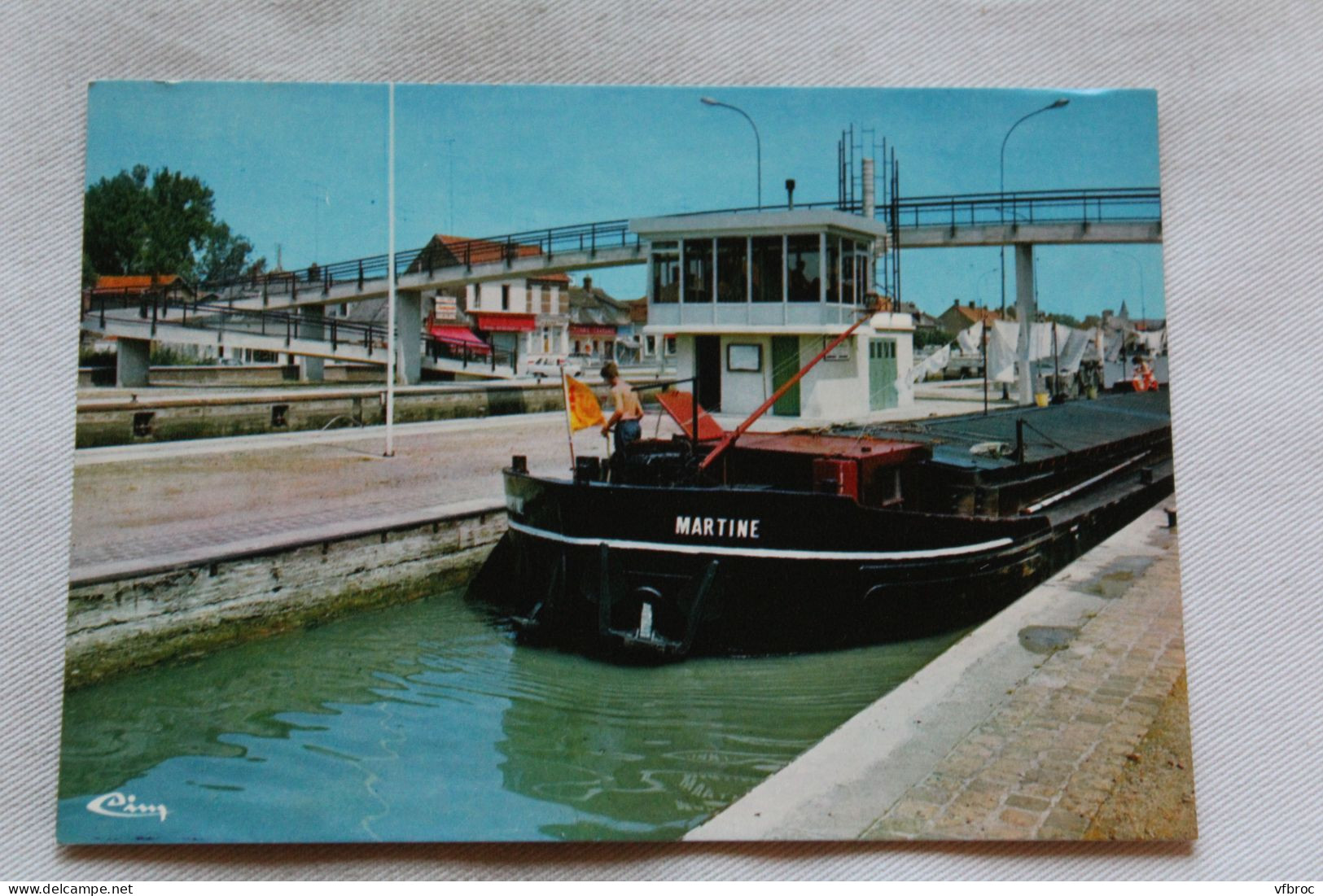 Cpm, Longueil Annel, les écluses, la passerelle, péniche, Oise 60