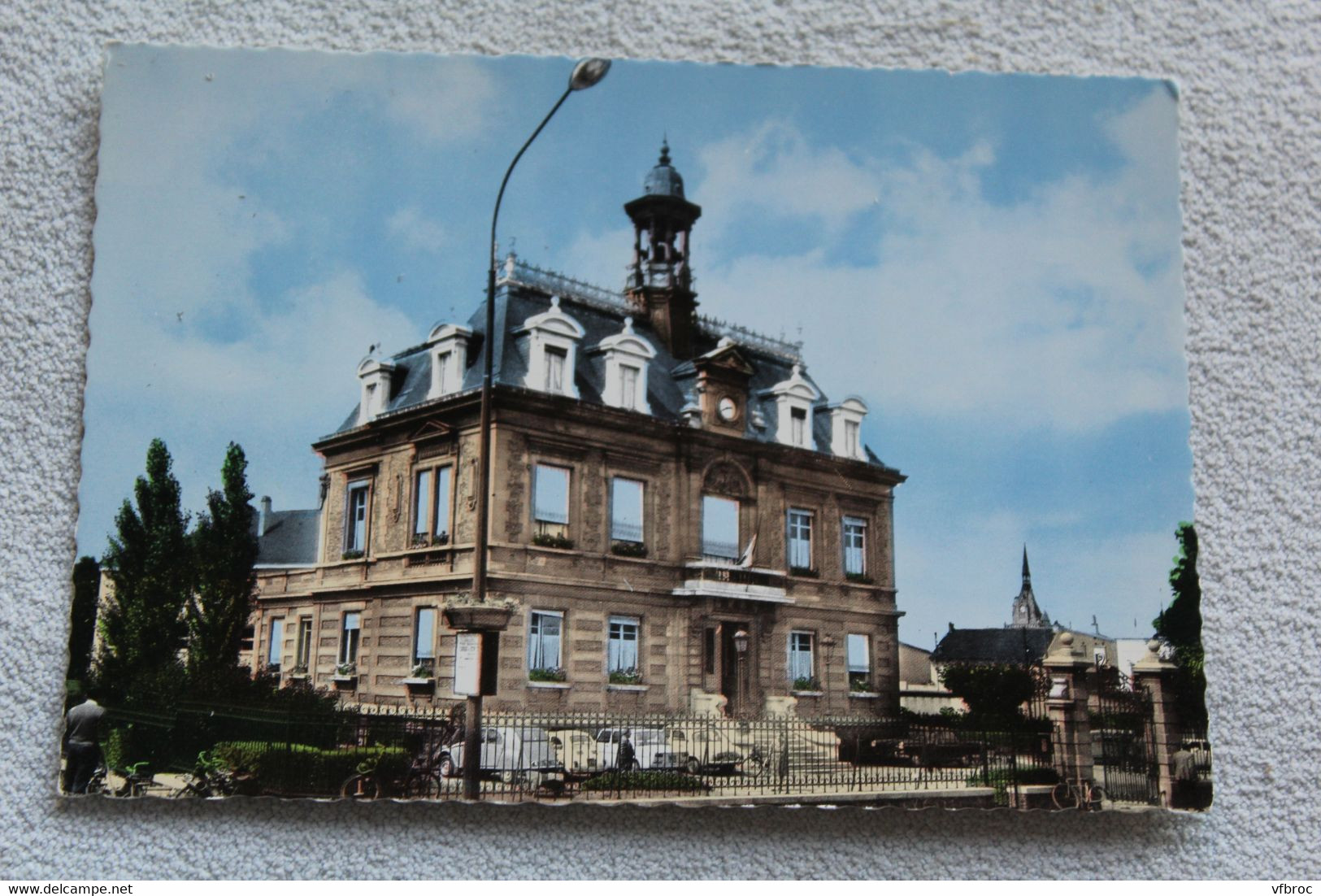 Cpm, Maisons Laffitte, l'hôtel de ville, Yvelines 78