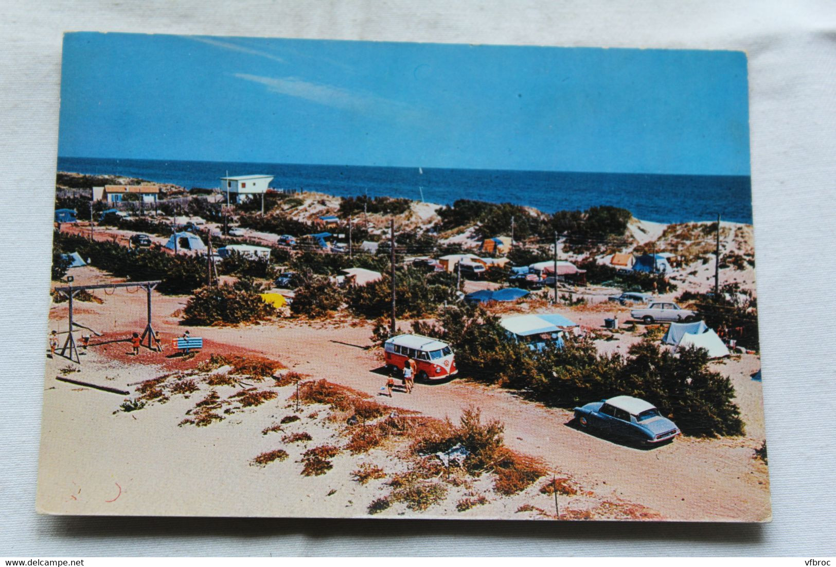 Cpm, Marseillan plage, camping "les sirènes", sa plage et son ombrage, Hérault 34