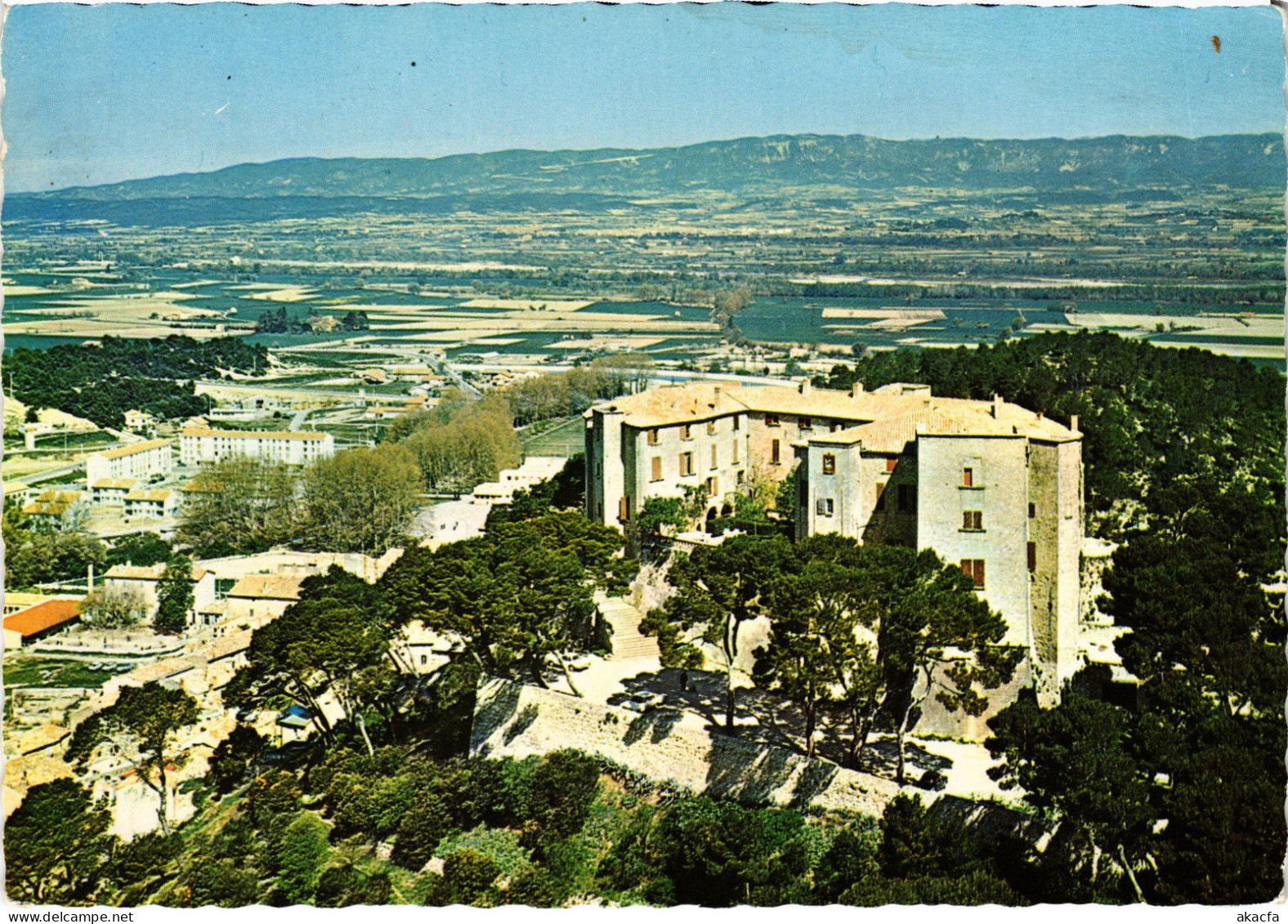 CPM Meyrargues Le Chateau FRANCE (1376585)