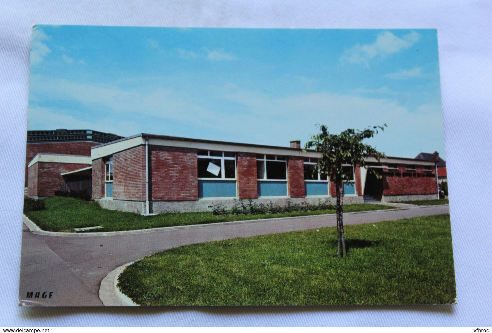 Cpm, Noyon, maison des jeunes, Oise 60