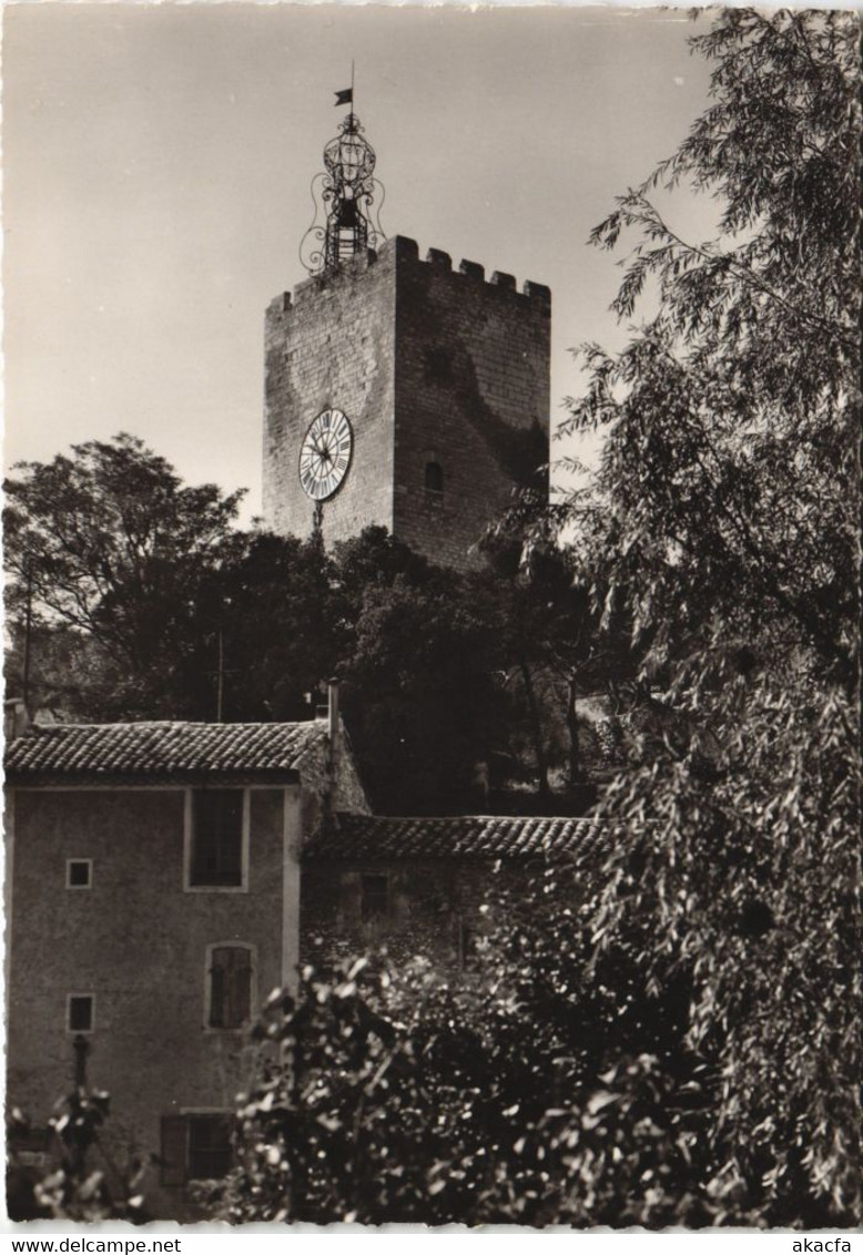 CPM PERNES-les-FONTAINES La Tour de l'Horloge (1087098)