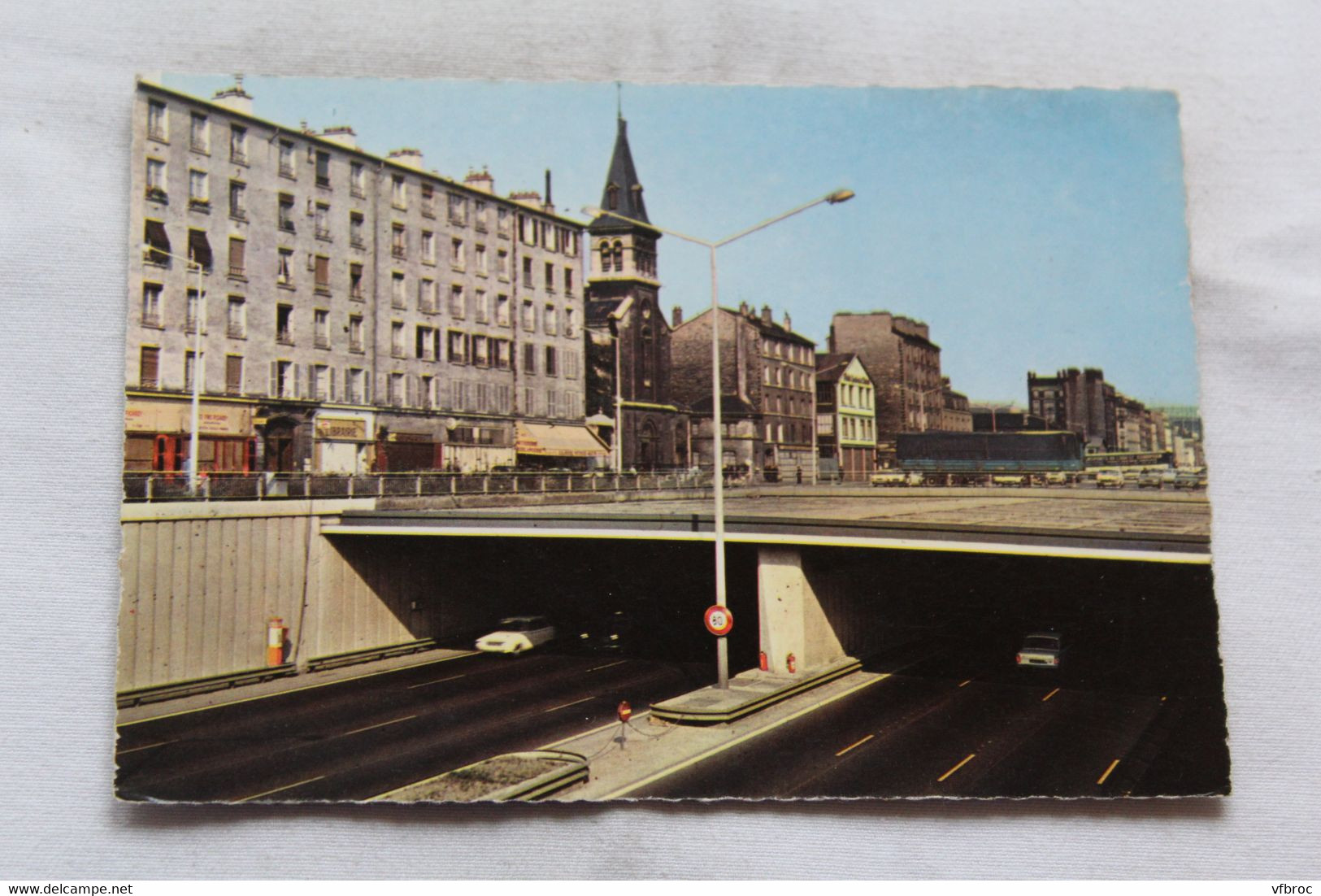 Cpm, Saint Denis, la chapelle avenue du président Wilson, Seine saint Denis 93