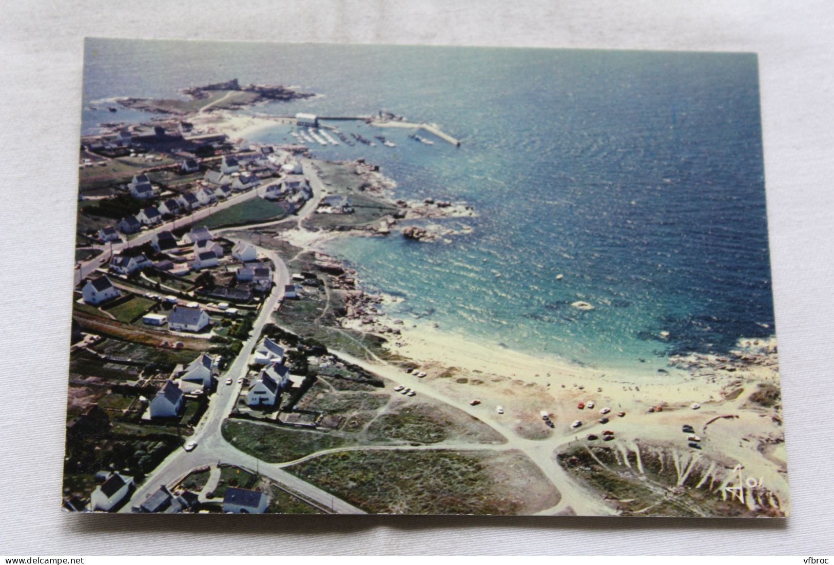 Cpm, Tregunc, le port et la plage de Trévignon, Finistère 29