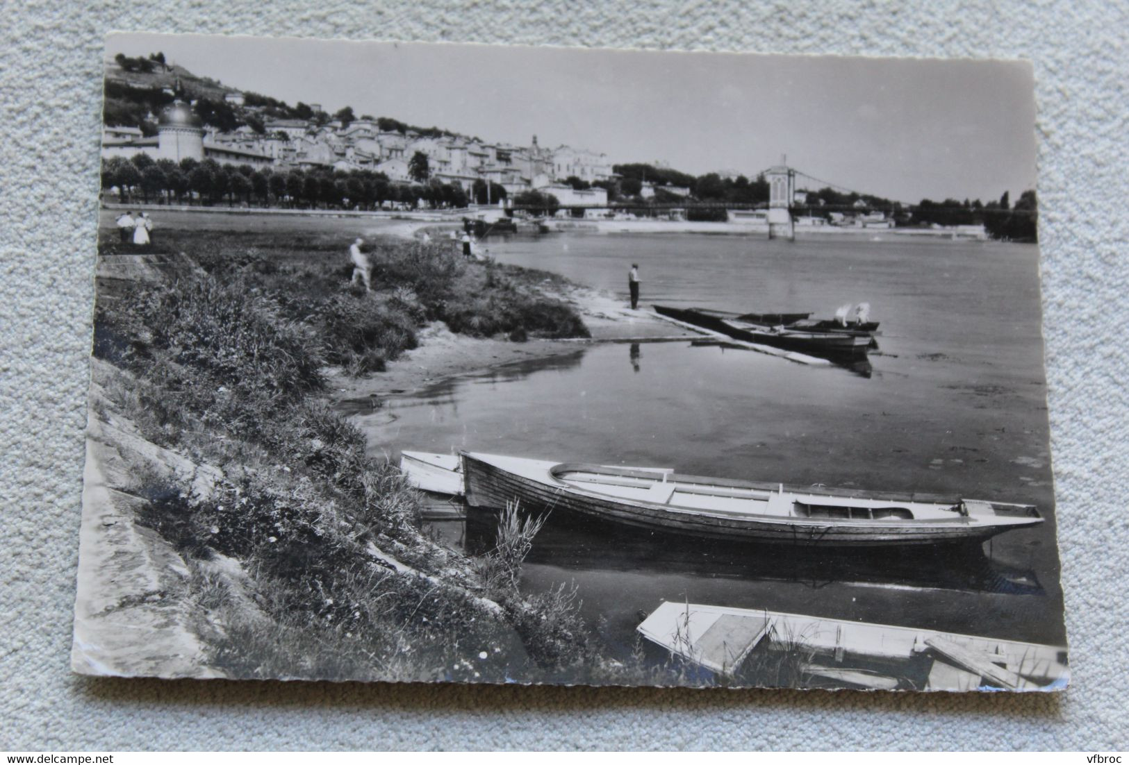 Cpm, Trevoux, les bords de la Saône et le pont, Ain 01