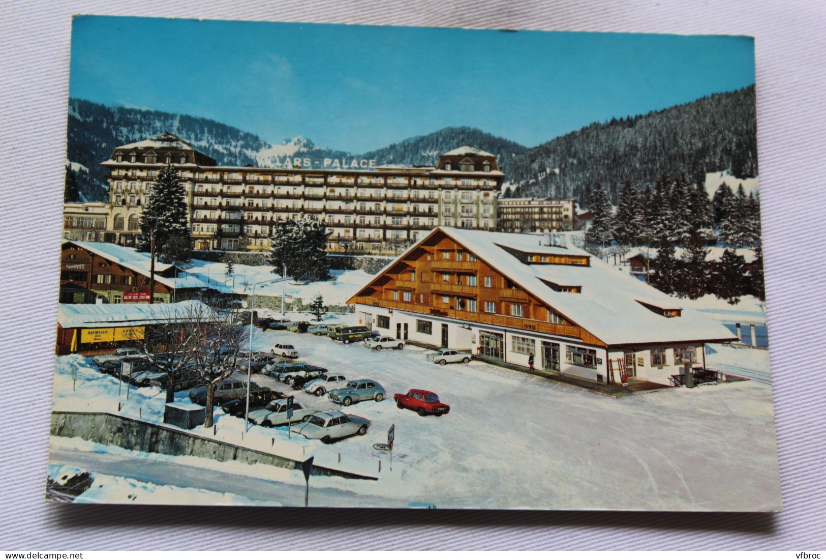 Cpm, Villars sur Ollon, la gare et le Villars palace, Suisse