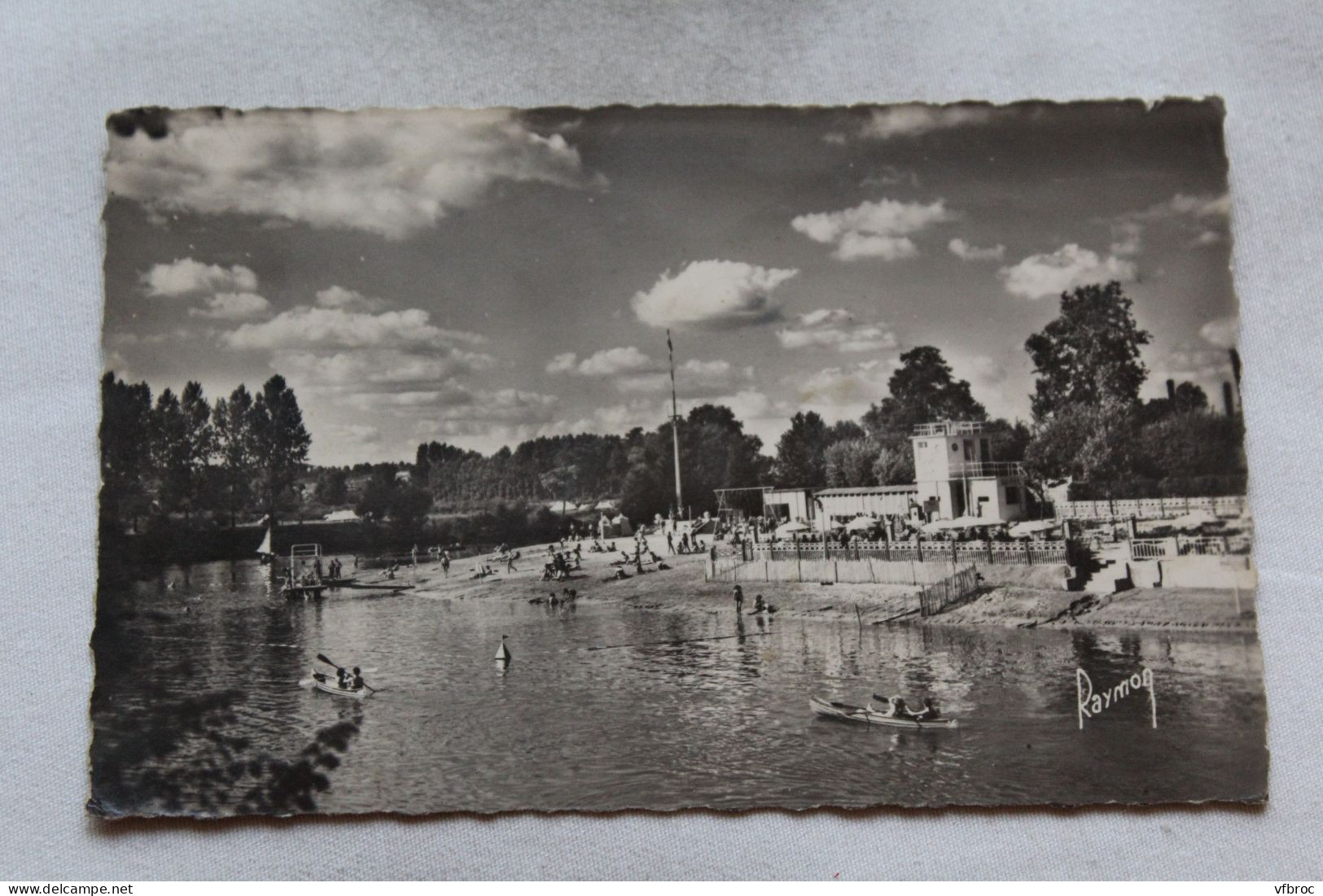 Cpsm 1949, Gournay sur Marne, canotage près de la plage, Seine saint Denis 93