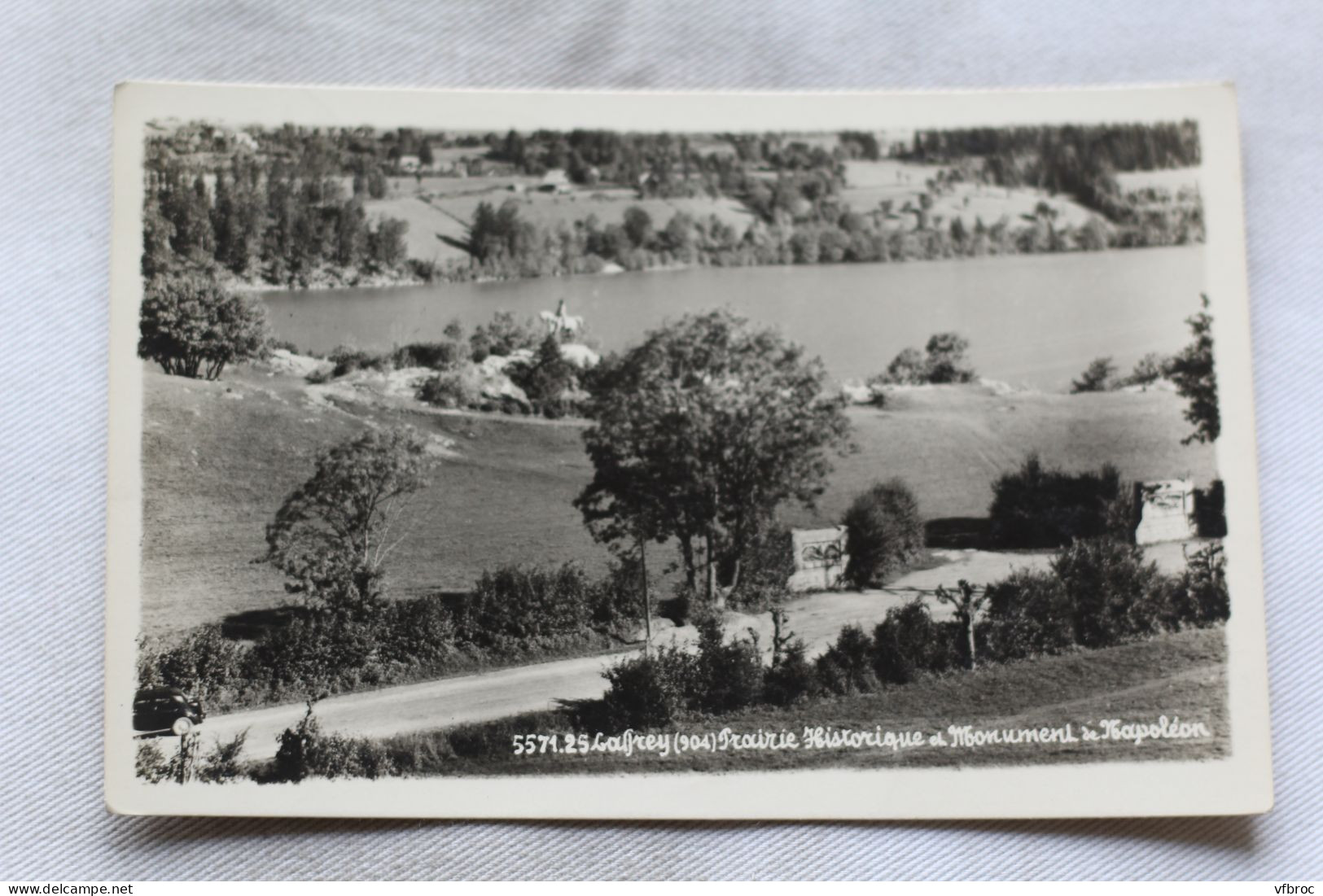 Cpsm 1949, Laffrey, prairie historique et monument de Napoléon, Isère 38