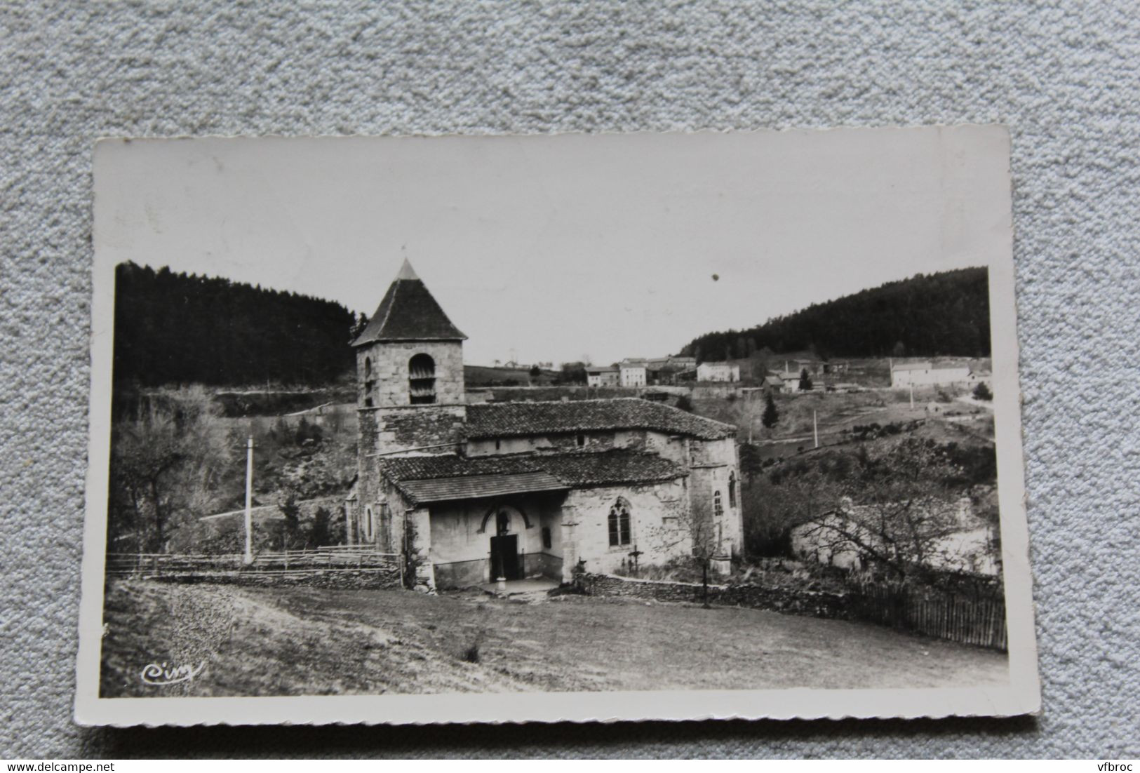 Cpsm 1953, Saint Sauveur la Sagne, l'église, Puy de Dôme 63