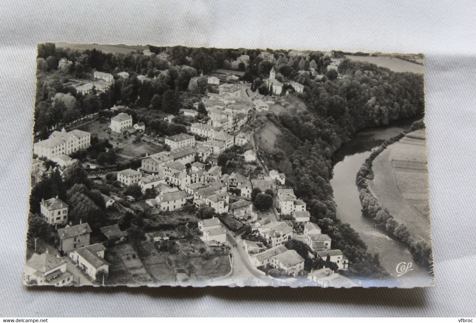 Cpsm 1960, Cambo les bains, vue générale et la Nive, Pyrénées atlantiques 64