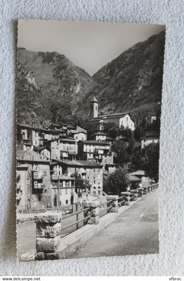 Cpsm 1961, Lantosque, le village vu de la nouvelle route, Alpes maritimes 06