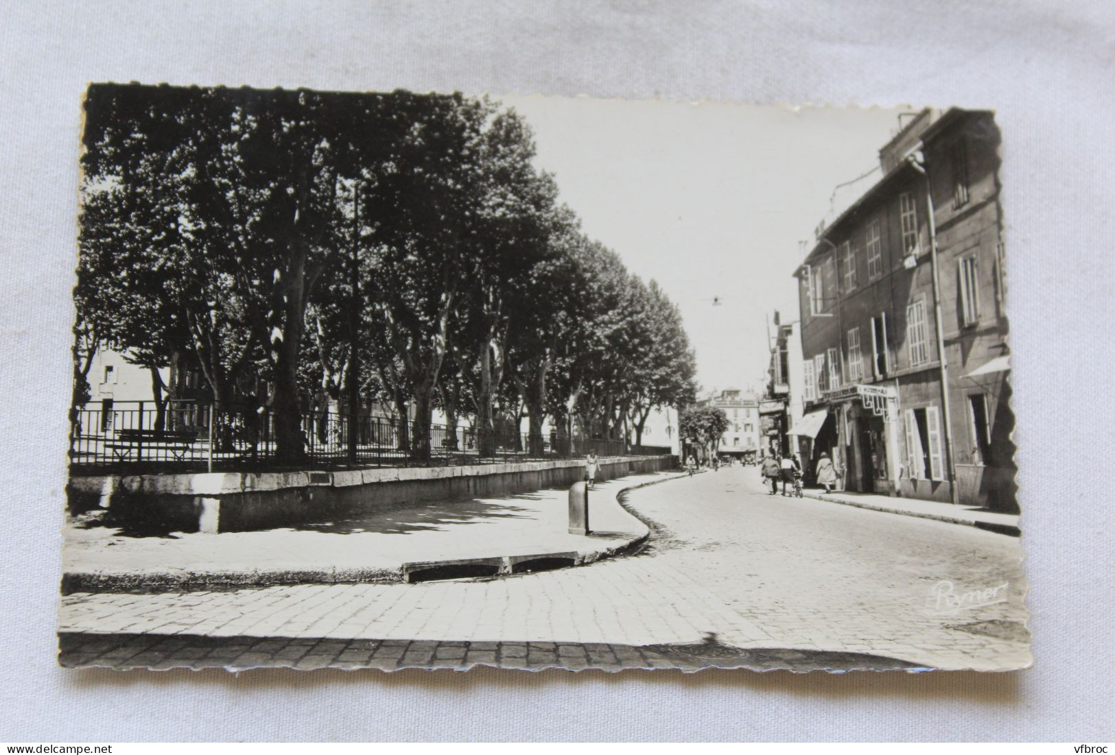 Cpsm, Aubagne, le cours Beaumont, Bouches du Rhône 13