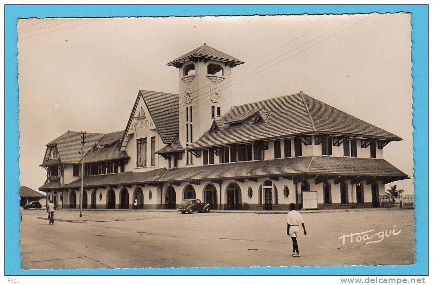 CPSM: Congo - Pointe-Noire -  la Gare (Hoa-gui N°167)