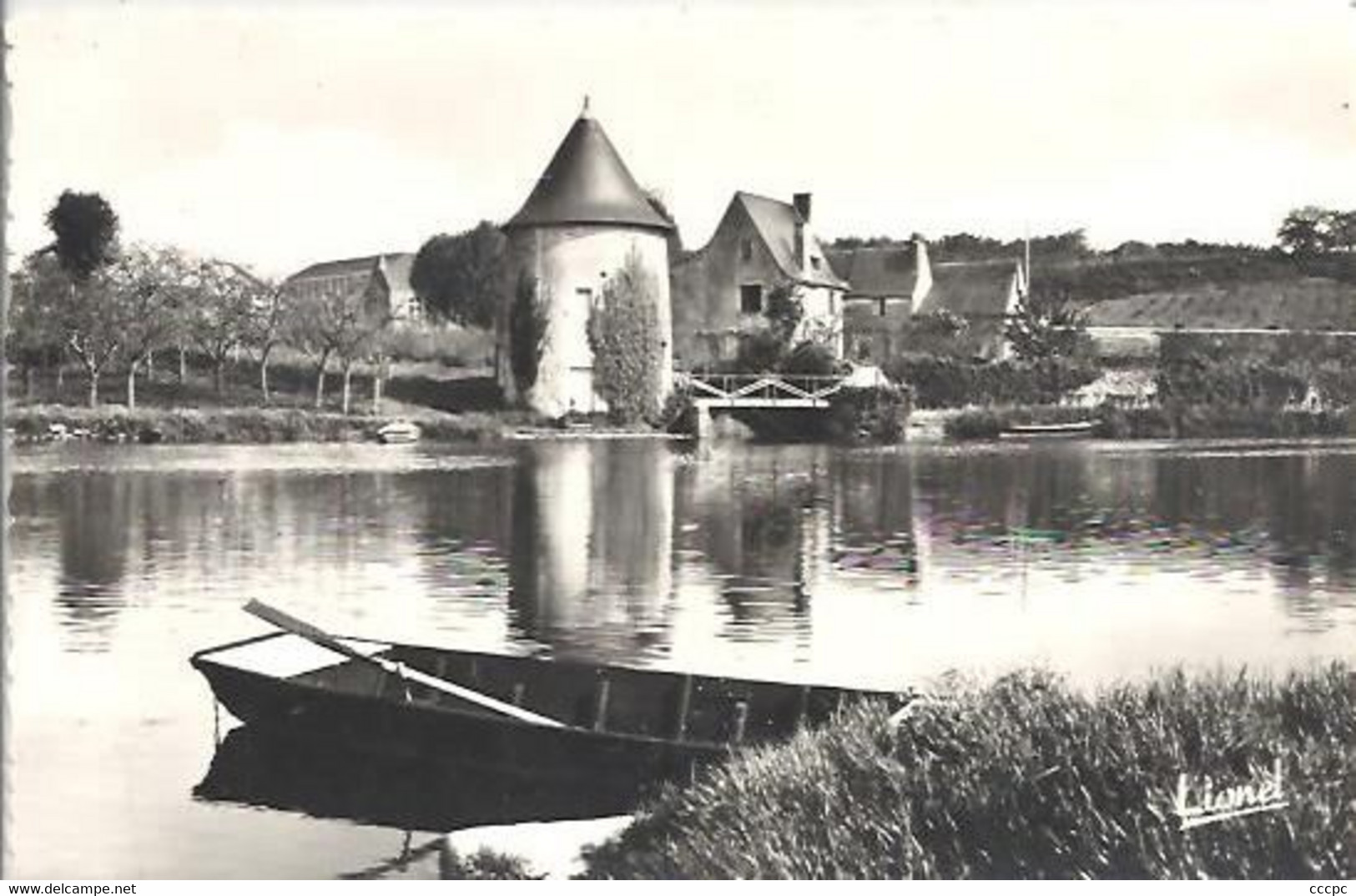 CPSM Durtal La Tour au bord du Loir