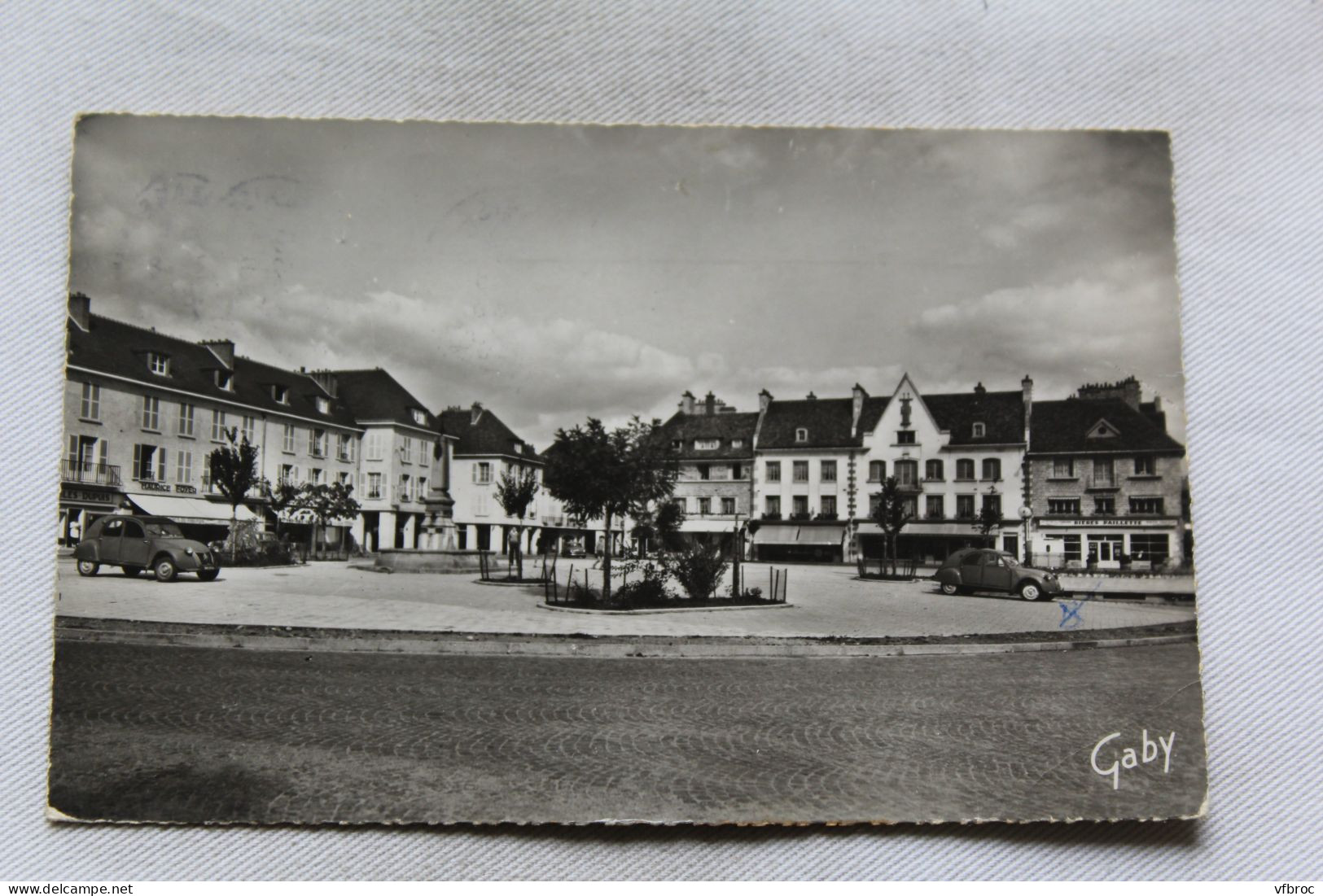 Cpsm, Falaise, place Belle Croix, Calvados 14