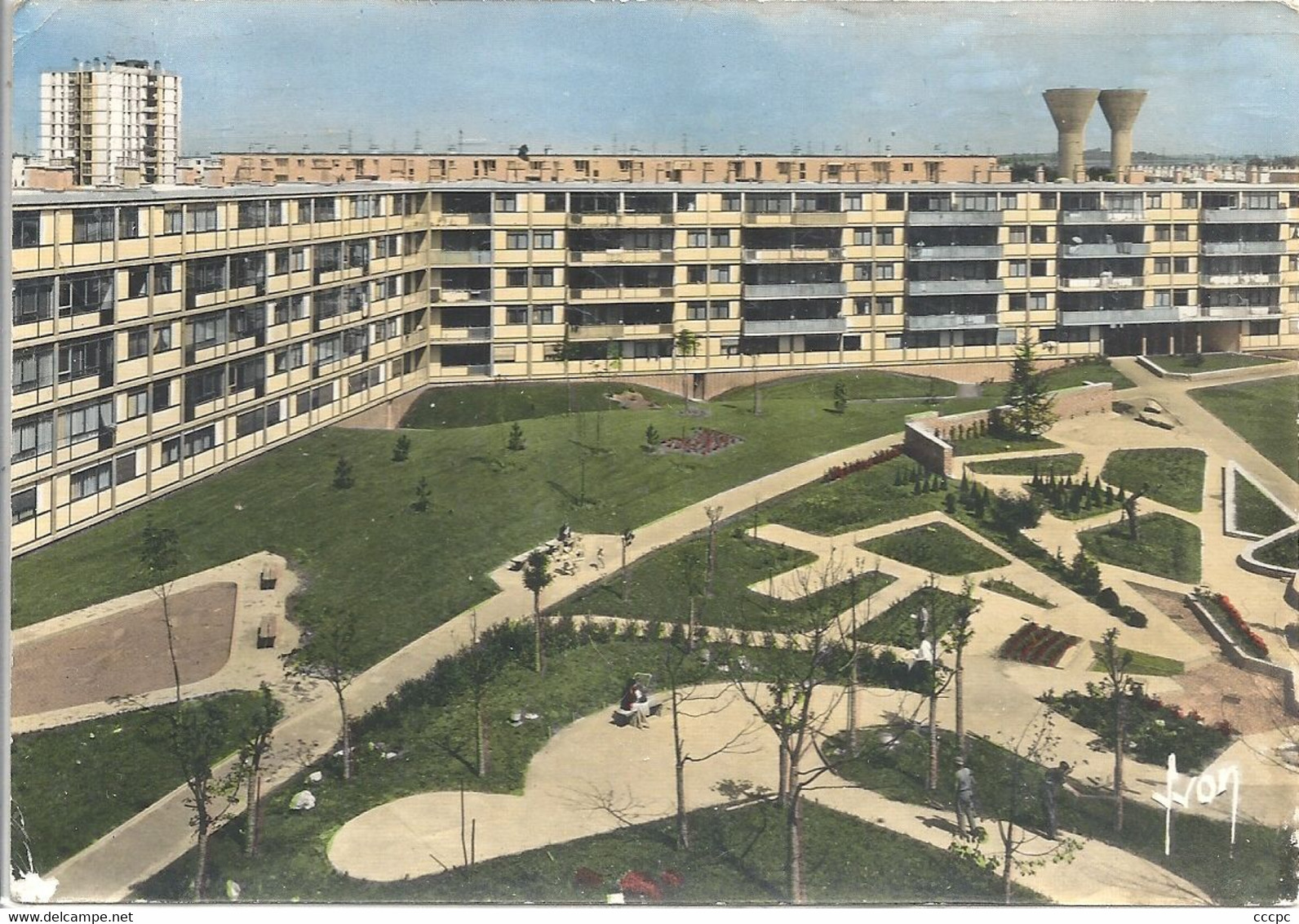 CPSM Gonesse Cité la Fauconnière Square du Nord Jardin botanique