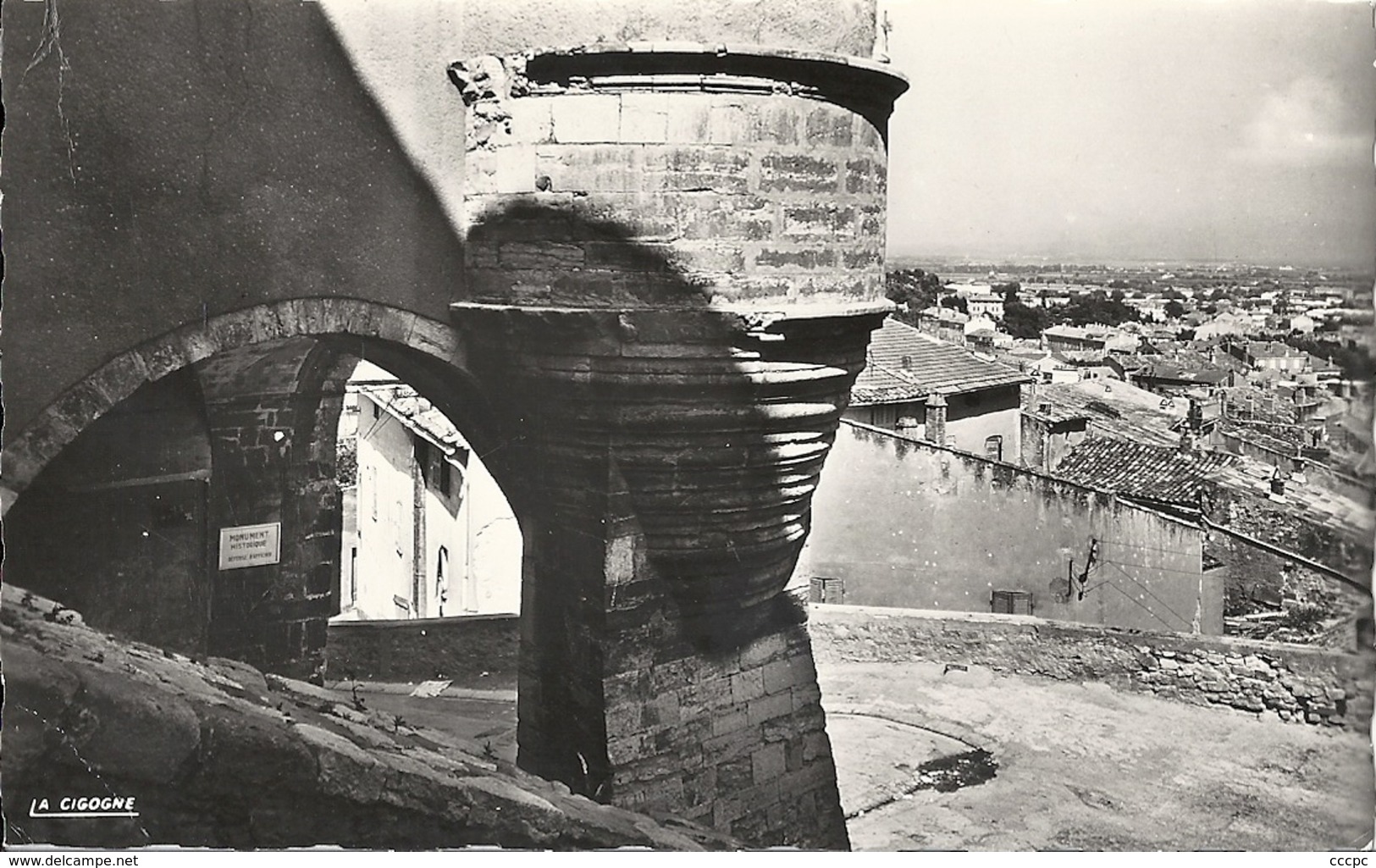 CPSM Hyères-les-Palmiers Porte Saint-Paul et le Vieux Hyères