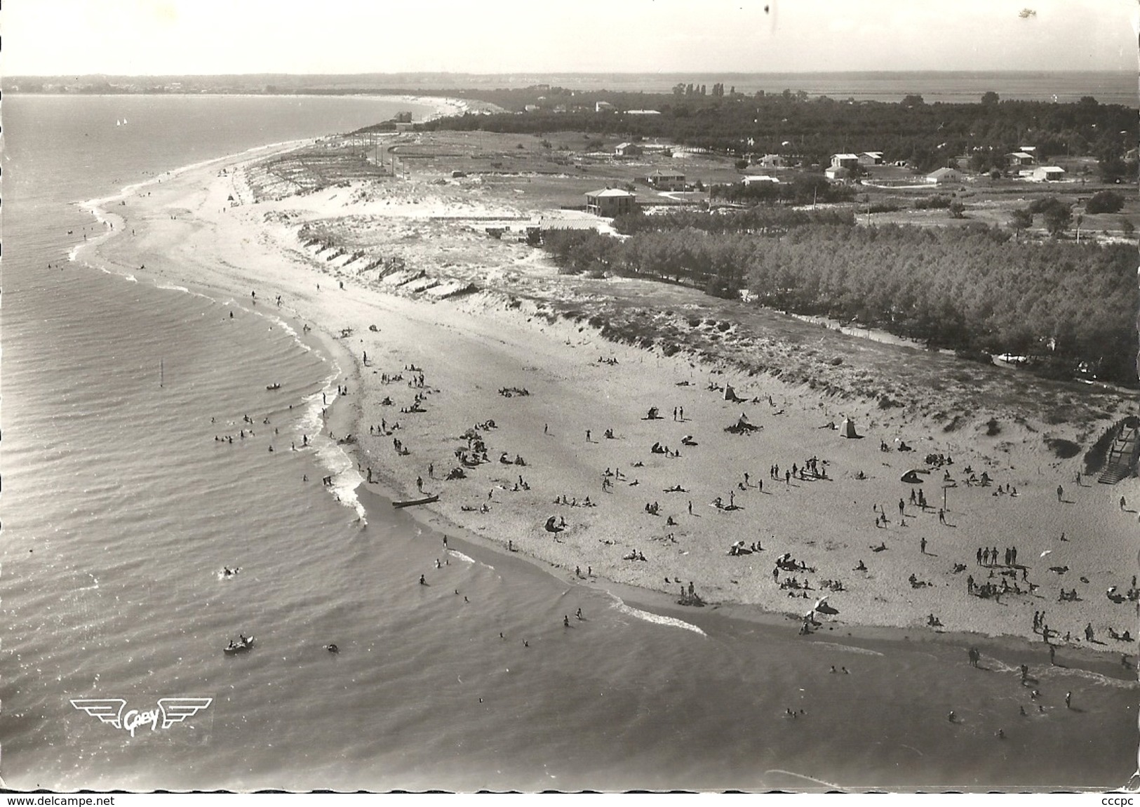 CPSM La Tranche-sur-Mer La Grière-Plage vue de la plage