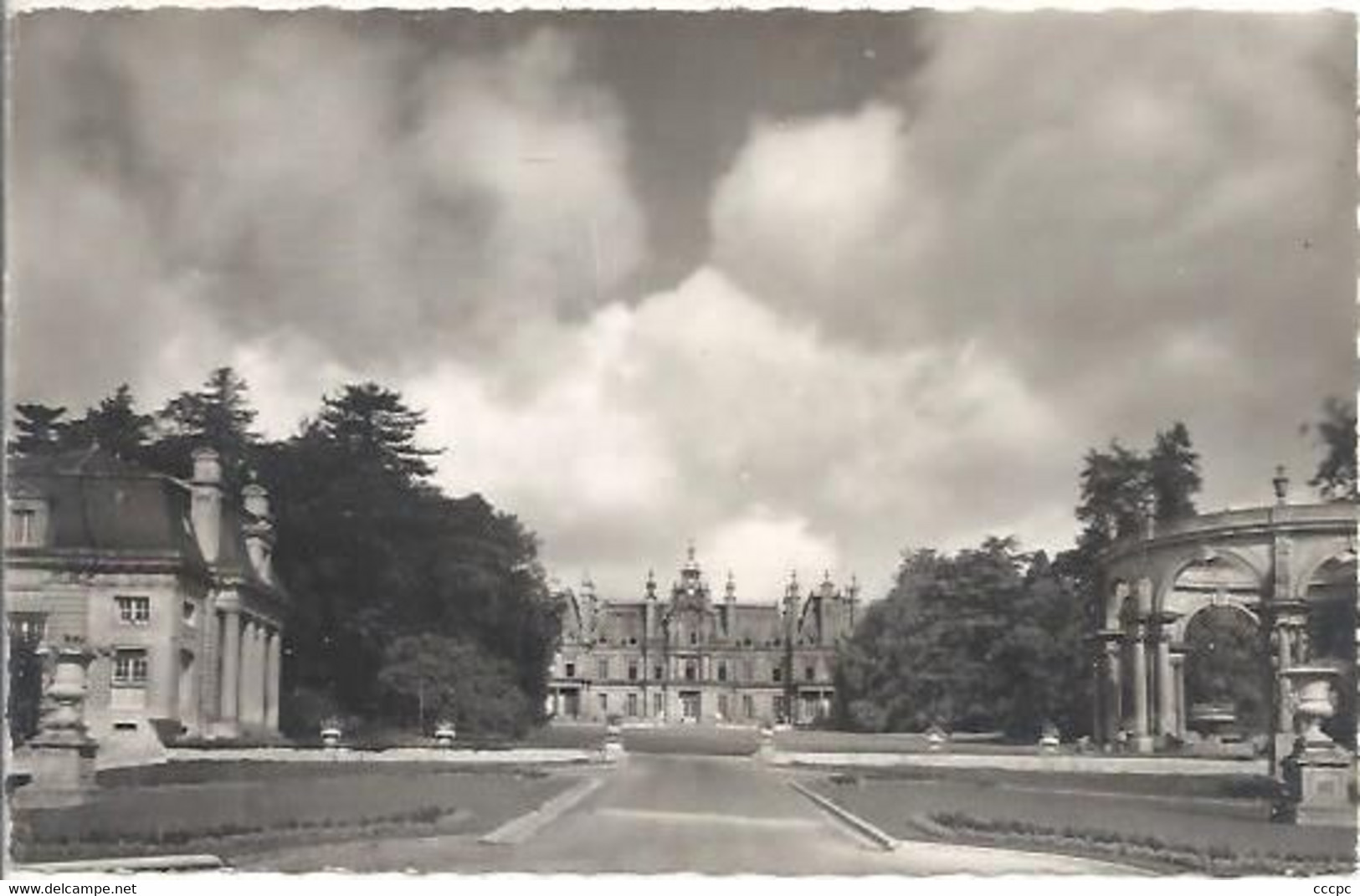 CPSM Saint-Martin-du-Tertre Le Château