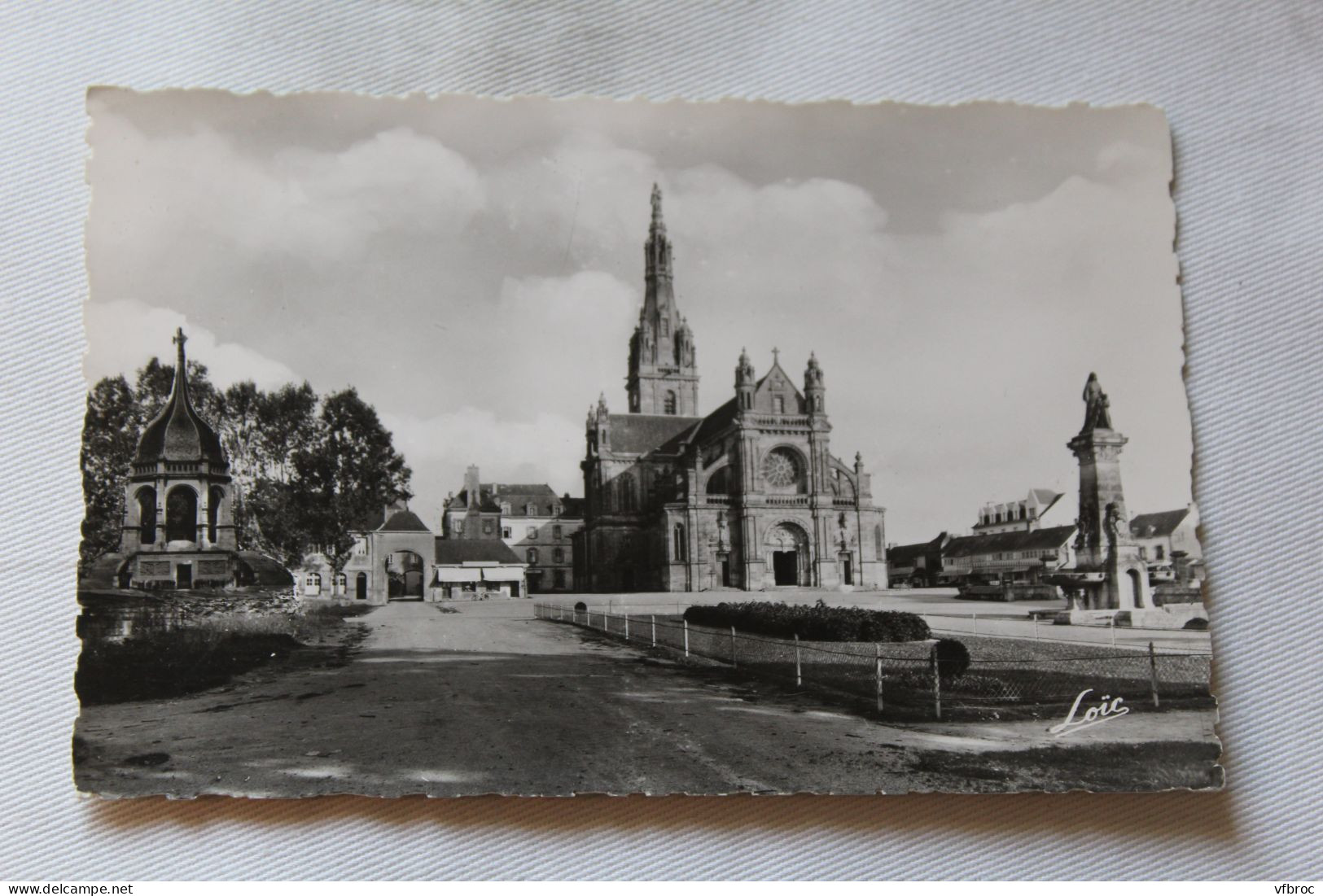 Cpsm, Sainte Anne d'Auray, basilique, monument, fontaine, Morbihan 56