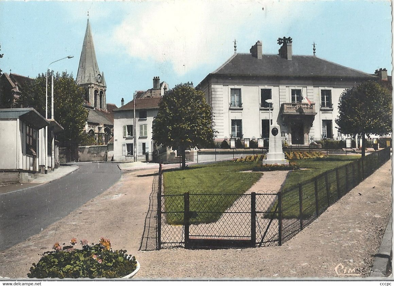 CPSM Sarcelles La Mairie et l'Eglise