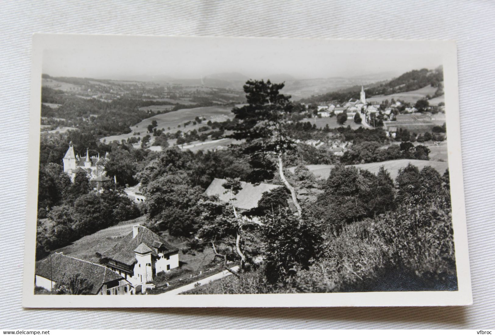 Cpsm, Thorens Glières, le bourg et le château de Sales, Haute Savoie 74