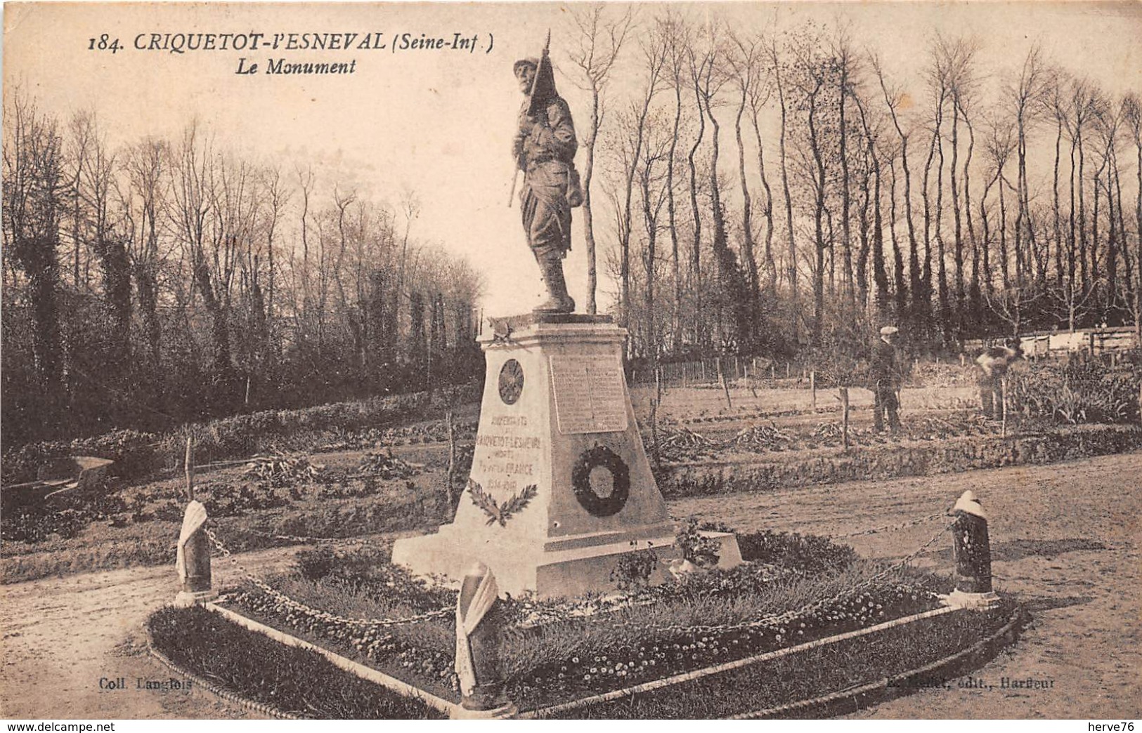 CRIQUETOT L'ESNEVAL - le Monument aux Morts