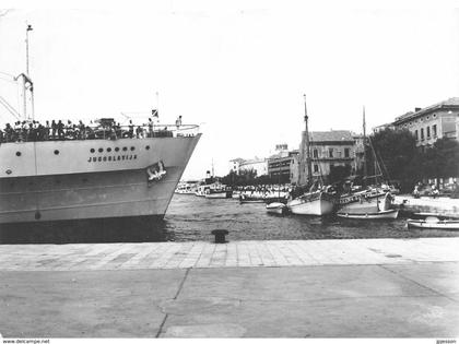 CROATIE  SIBENIK  - LE PORT  PAQUEBOT  "JUGOSLAVIA"