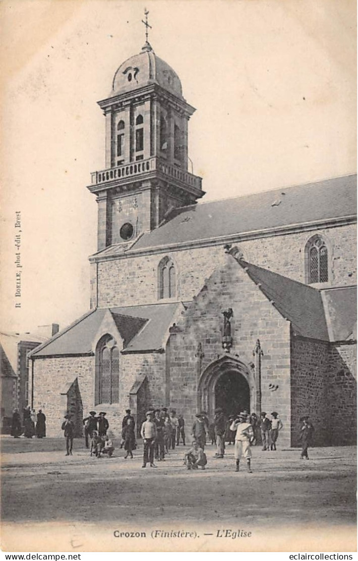 Crozon-Morgat       29        Crozon.   Place et l'église         (voir scan)