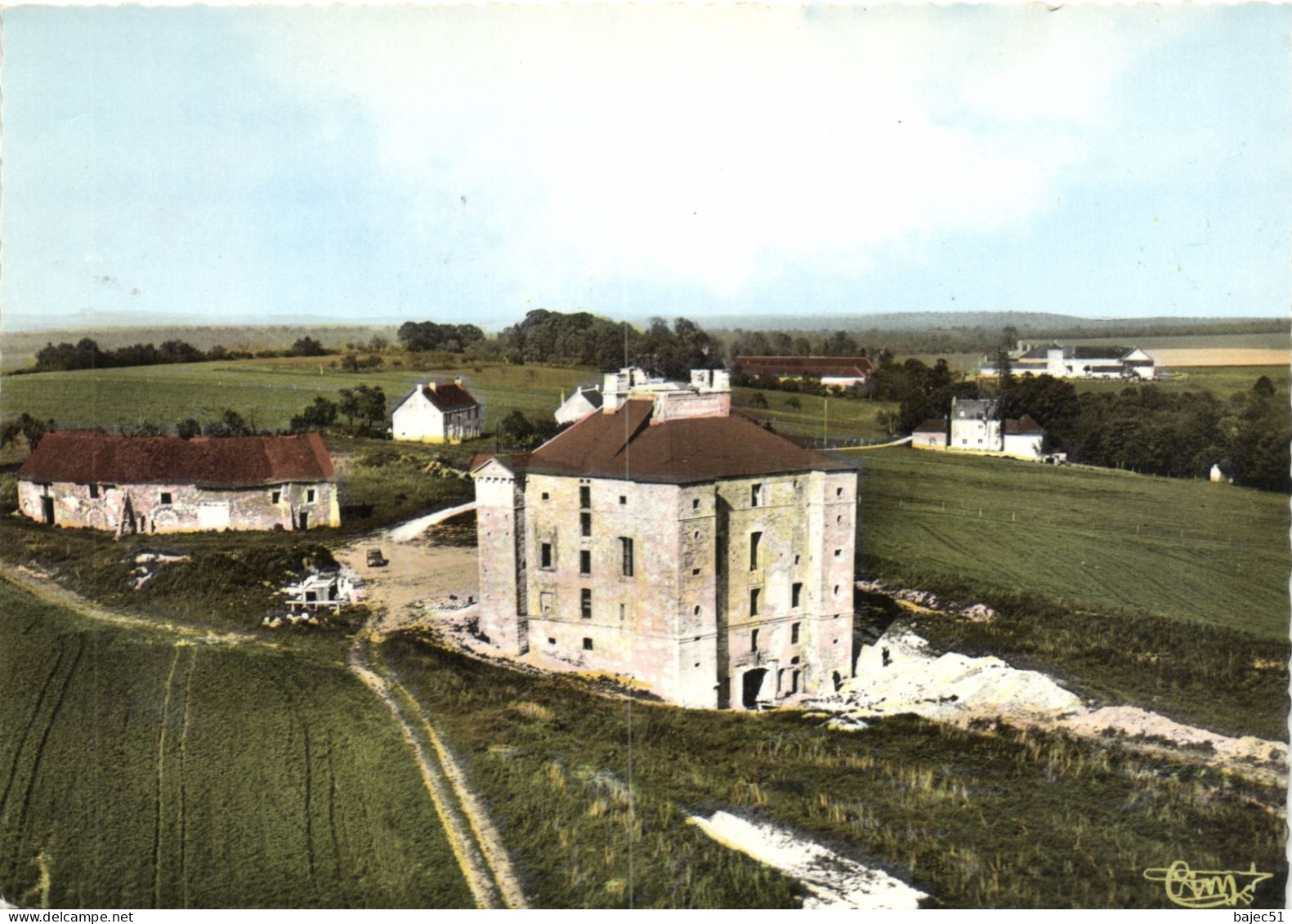 Cruzy le châtel - Château de Meaulnes