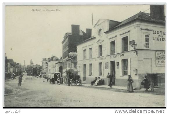 D 319 /CPA ORBEC (calvdos)  RUE GRANDE