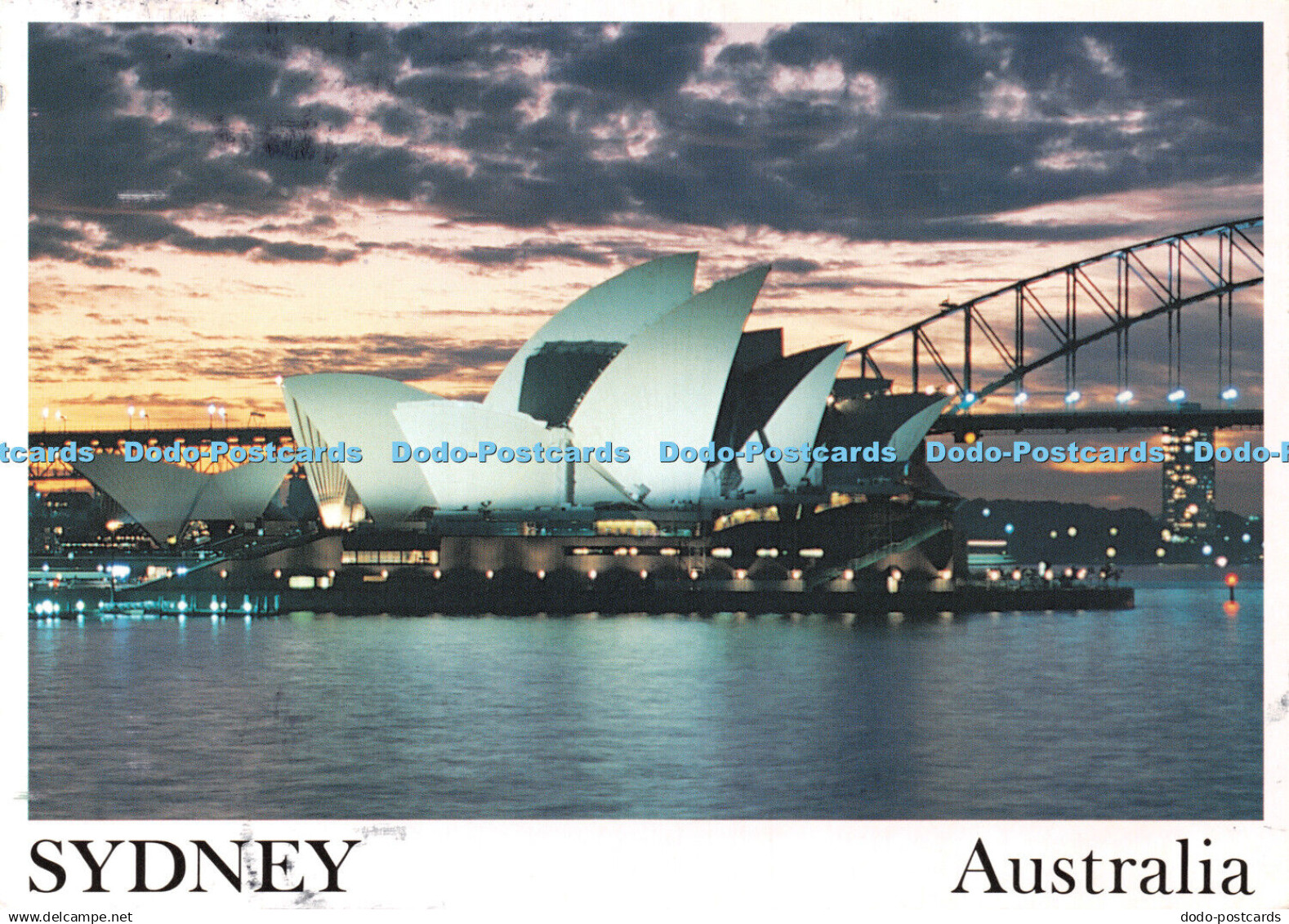 D041788 Australia. Sydney. New South Wales. Sydney Opera House at dusk. David Me