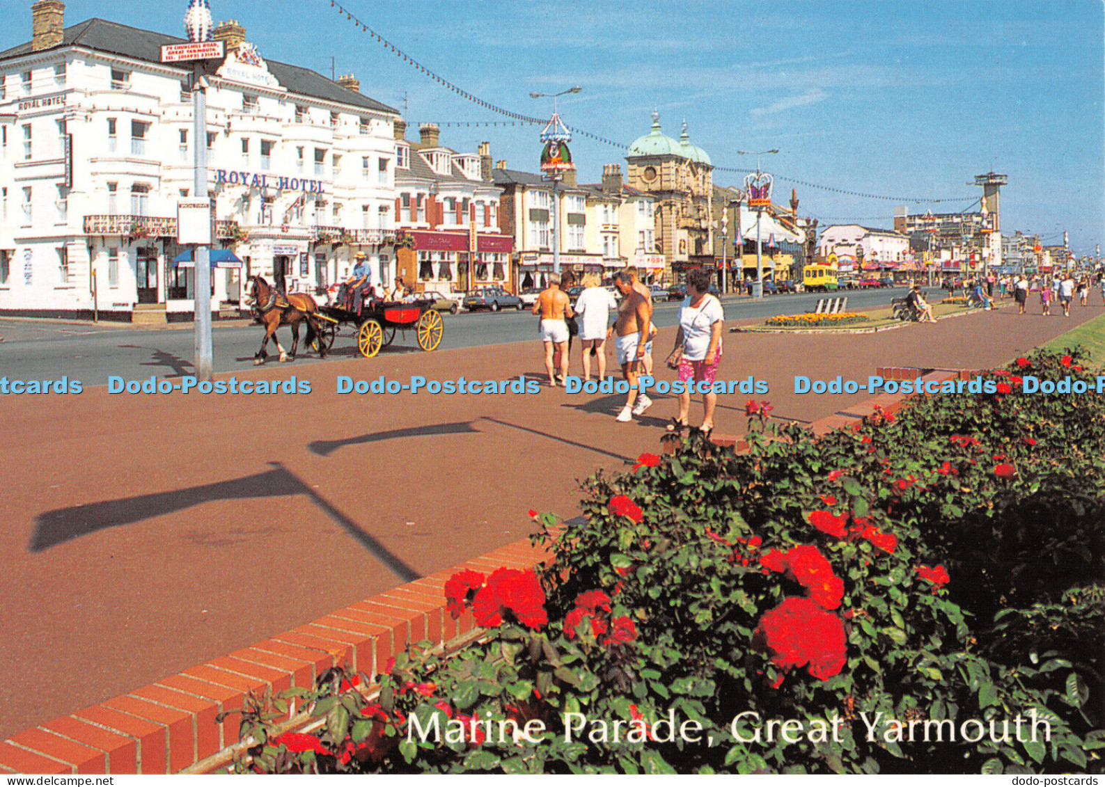 D057746 Marine Parade. Great Yarmouth. Salmon