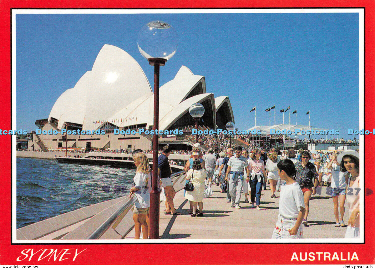 D060335 Sydney. Australia. The Sydney Opera House. Colour Tech Postcards