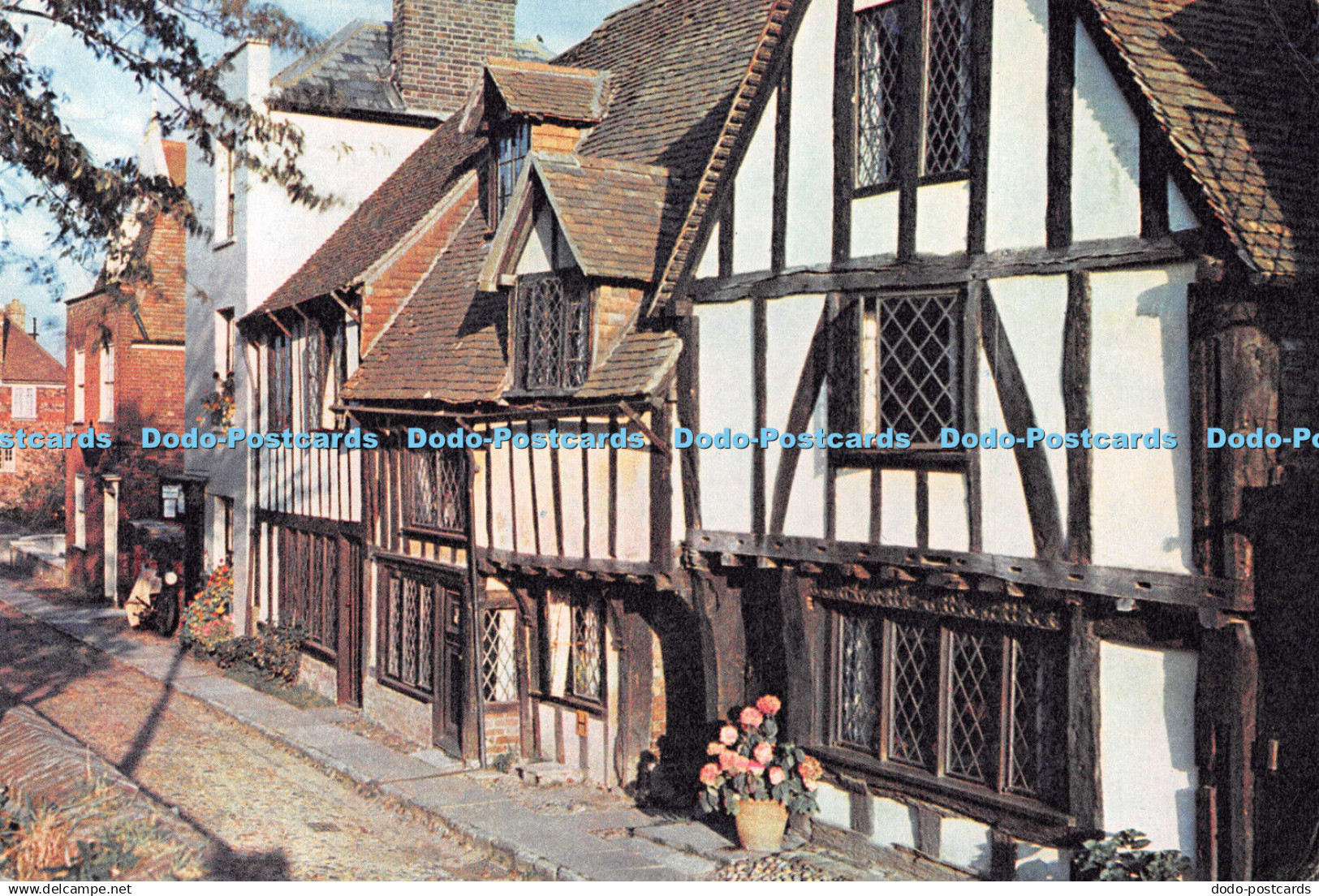 D087285 Sussex. Rye. Old Houses. This beautiful corner. so typical of Rye. is in