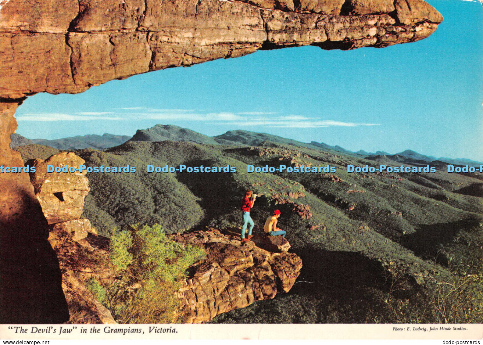 D100850 Victoria. The Devil Jaw in the Grampians. John Hinde. Biscay Greetings.