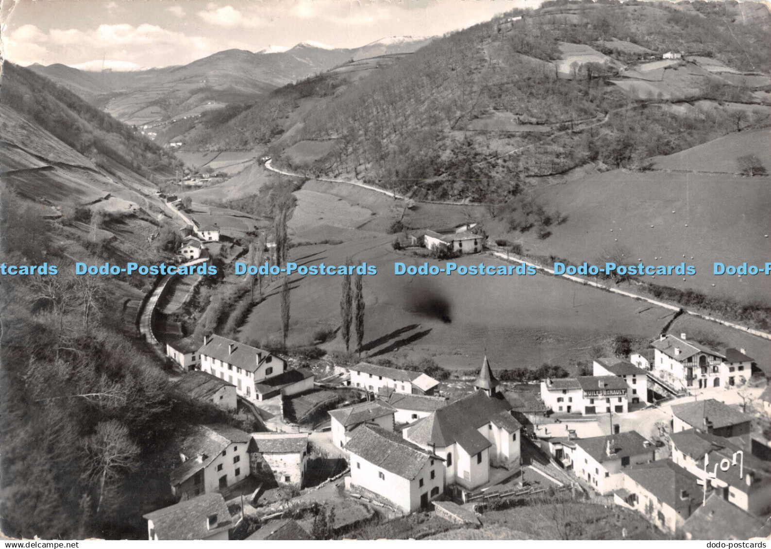 D119087 Le Pays Basque. Arneguy. Village Frontiere Routed d Ondaroles. et de Pam