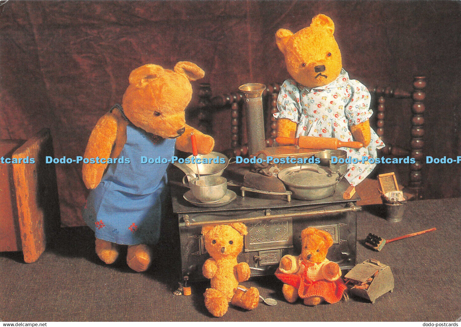 D119427 From the Series The Teddies. Art Unlimited. C 1746. Mirja de Vries. 1978