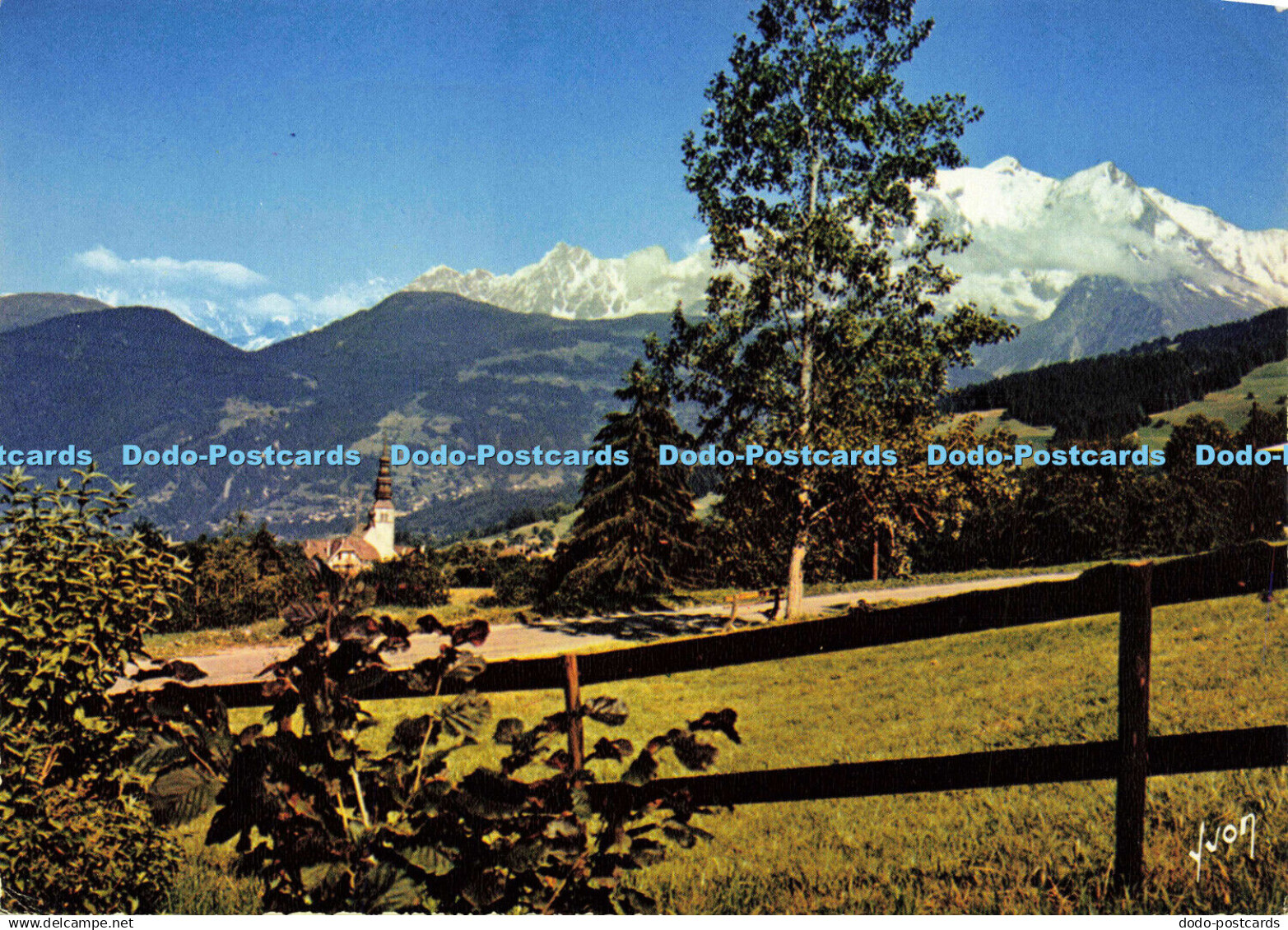 D146998 Couleurs et Lumiere de France. Les Alpes. 74700. Combloux. Haute Savoie.