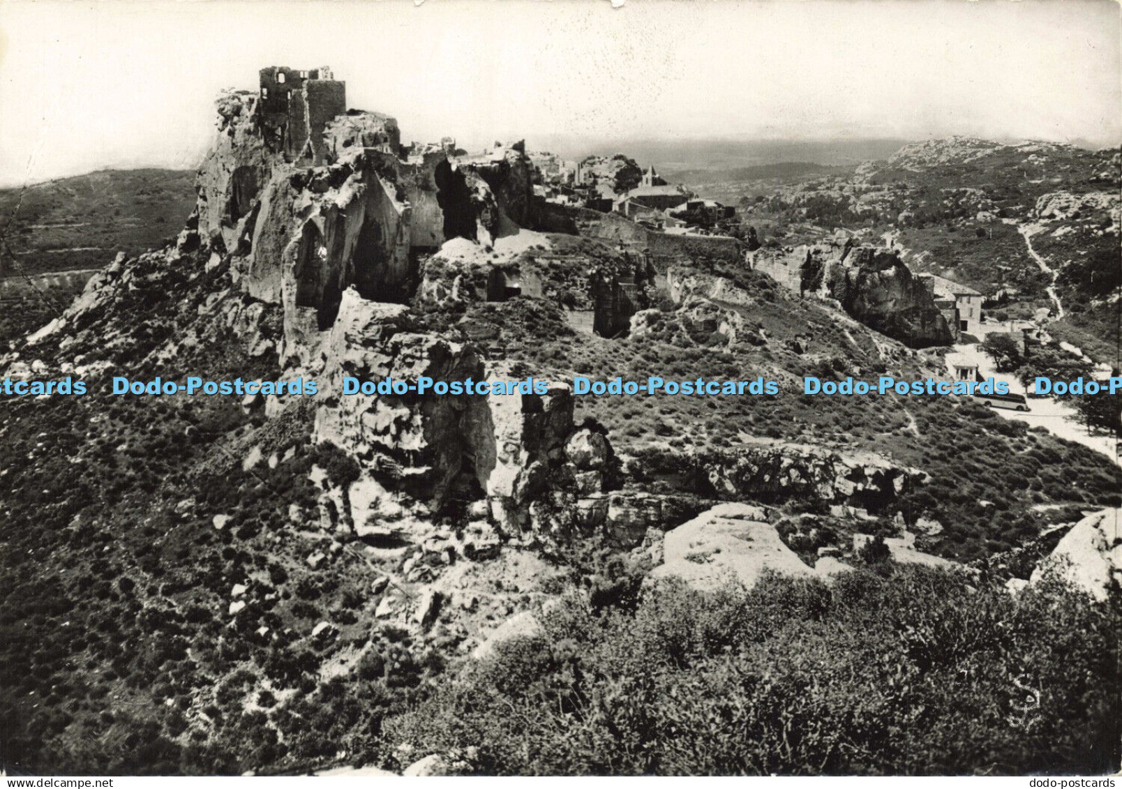 D179613 Les Baux de Provence. Vue Generale. cote Nord. SL