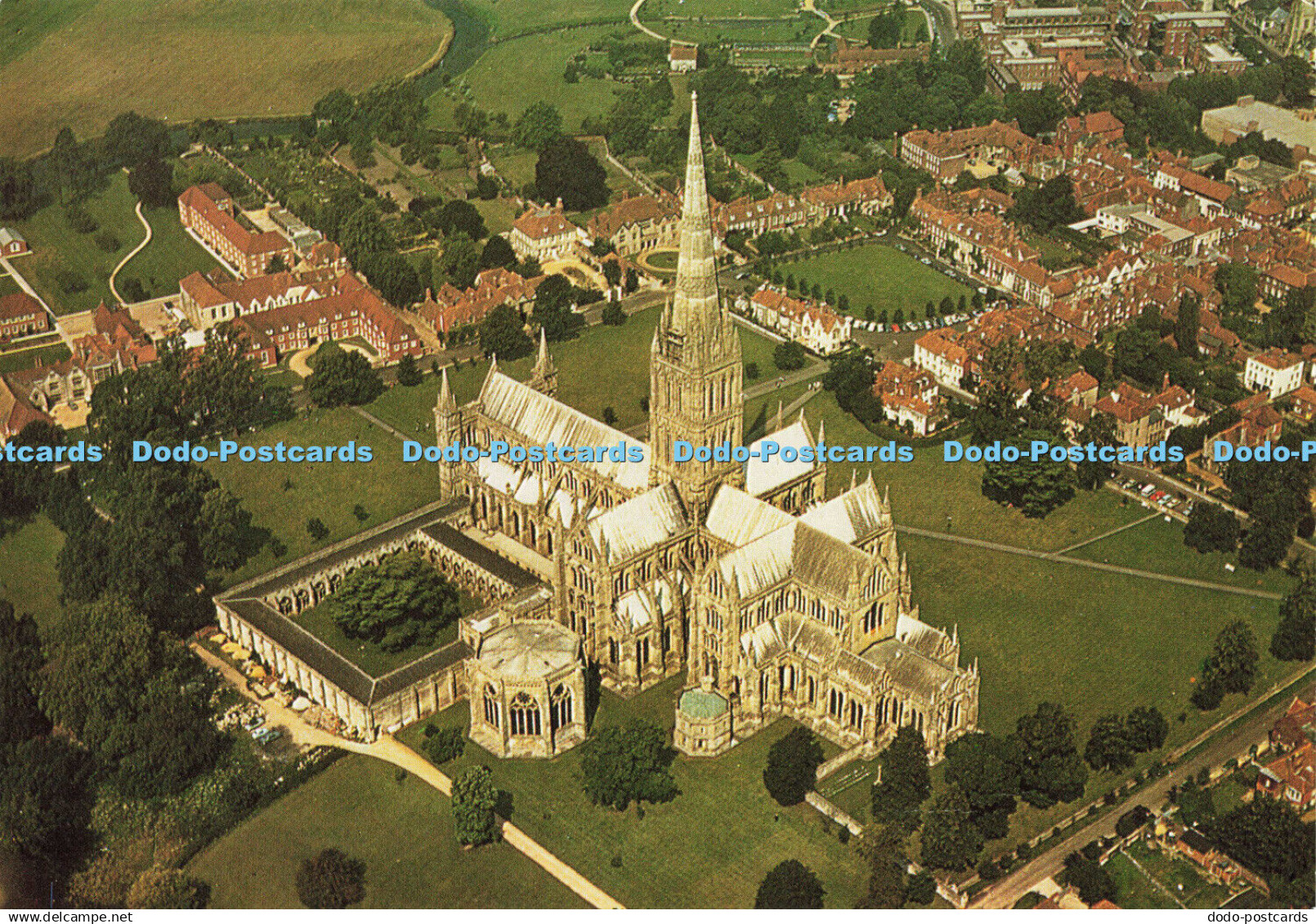 D182587 Wiltshire. Salisbury Cathedral. Antony Miles