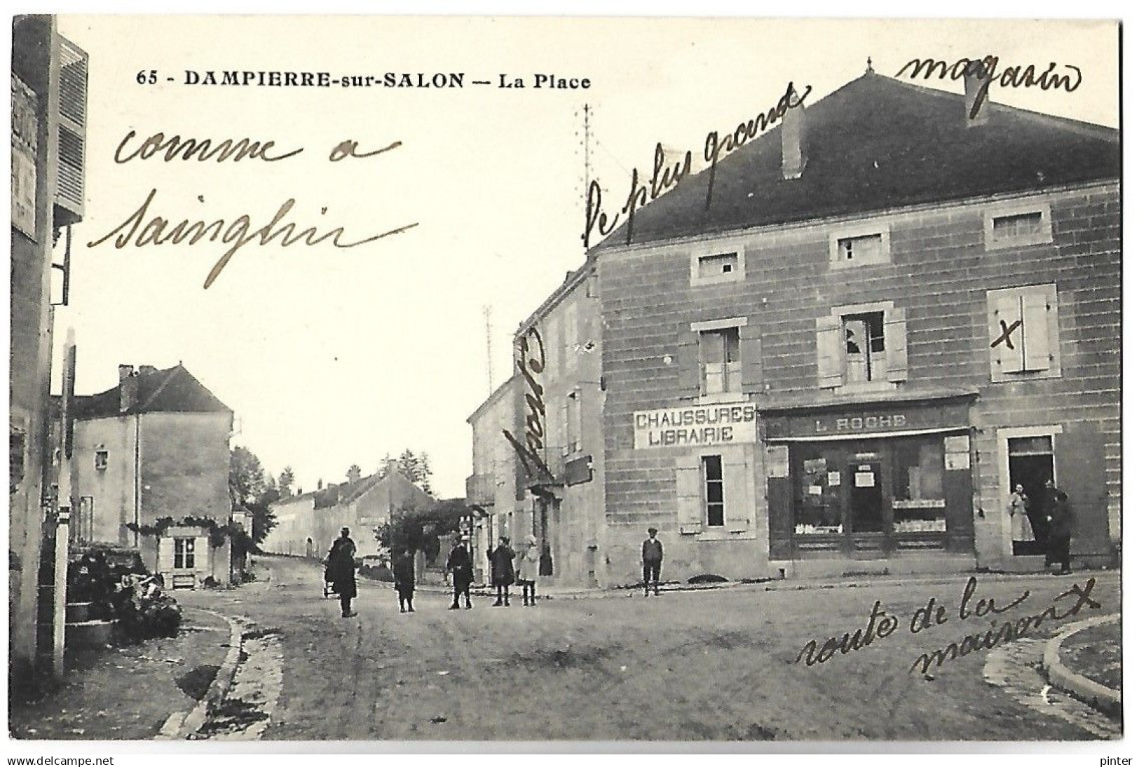 DAMPIERRE SUR SALON - La place