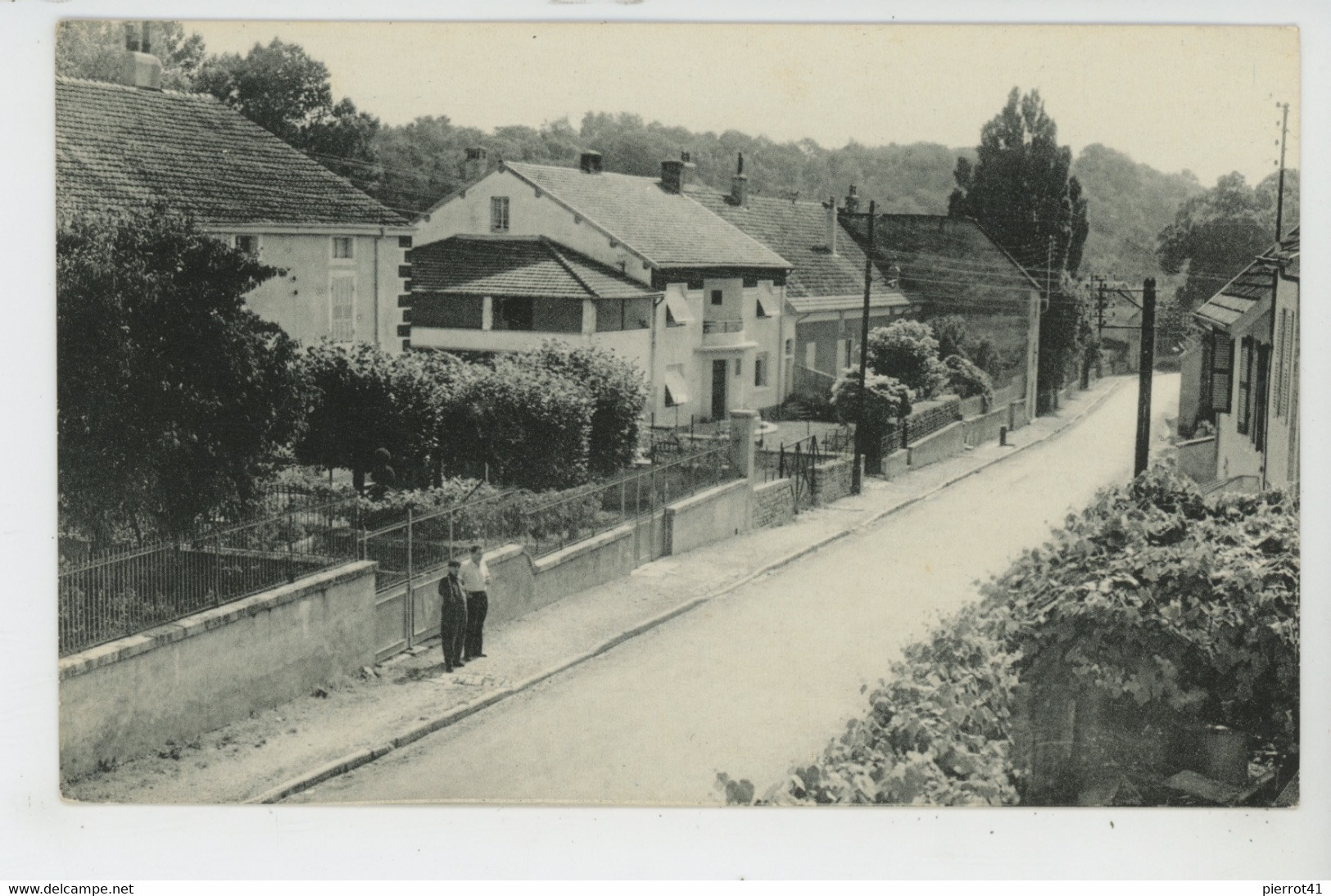 DAMPIERRE SUR SALON - Rue Pasteur